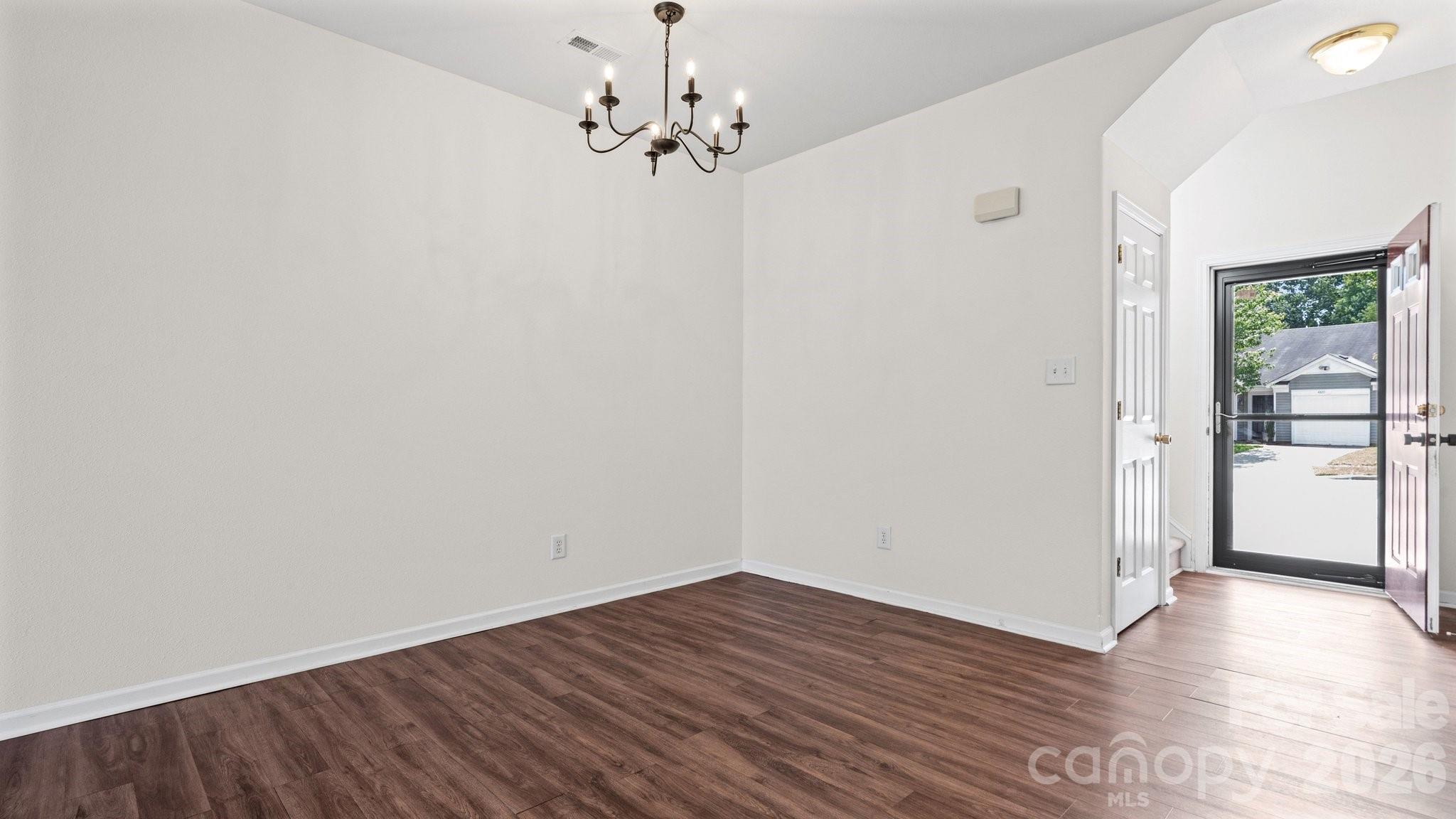 4313 Eaves Lane — Charlotte