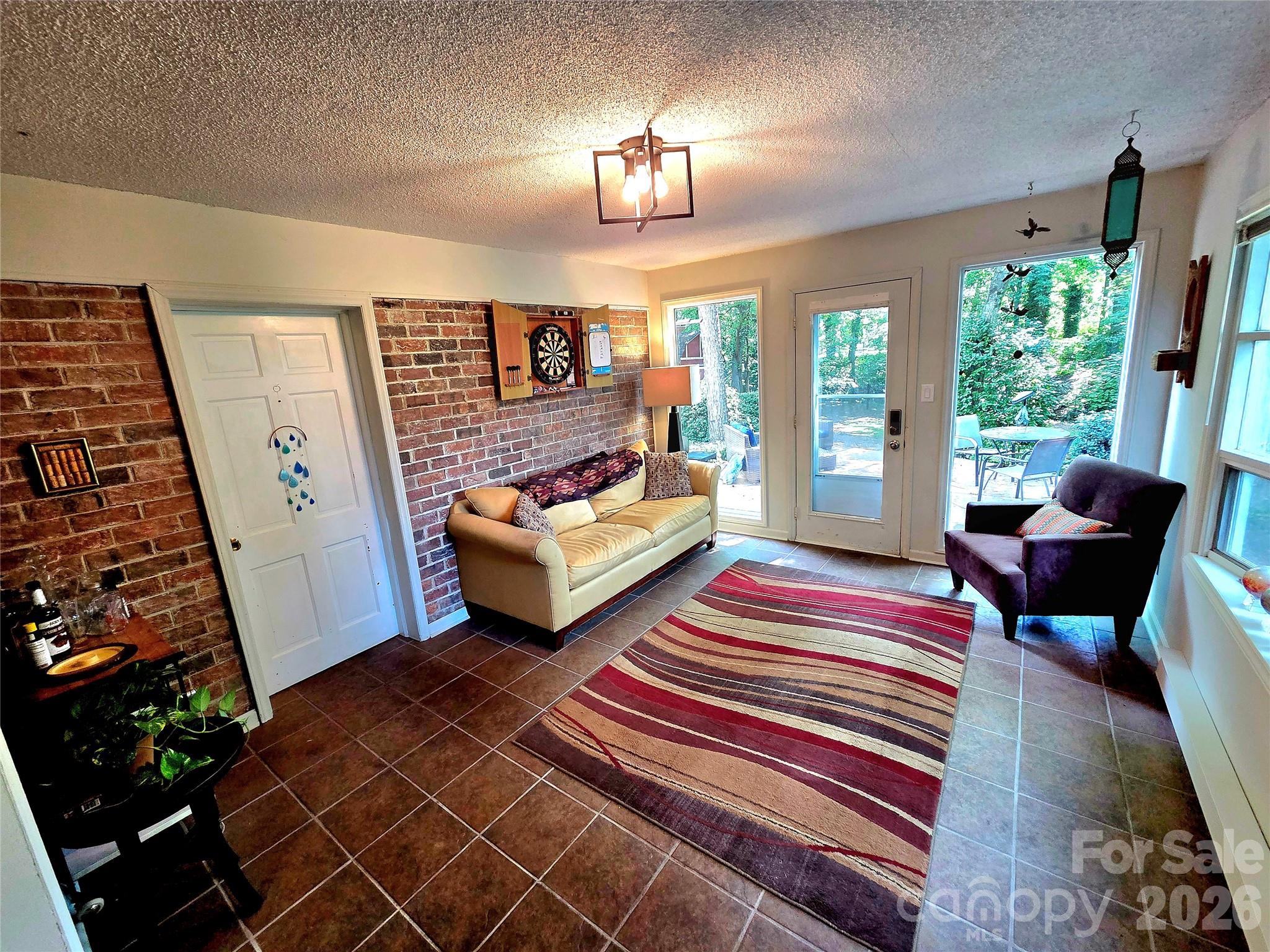 6123 Page Court — Charlotte
