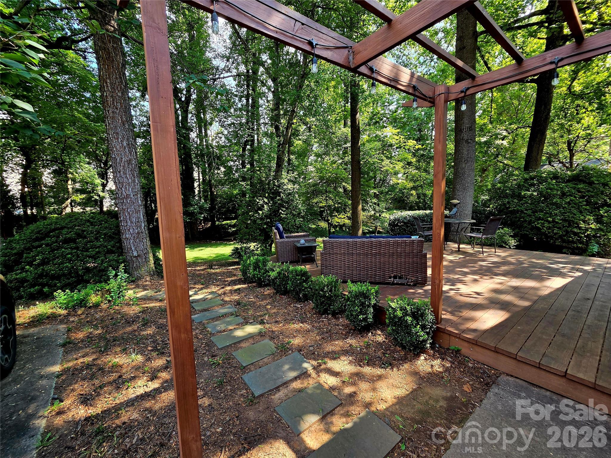 6123 Page Court — Charlotte