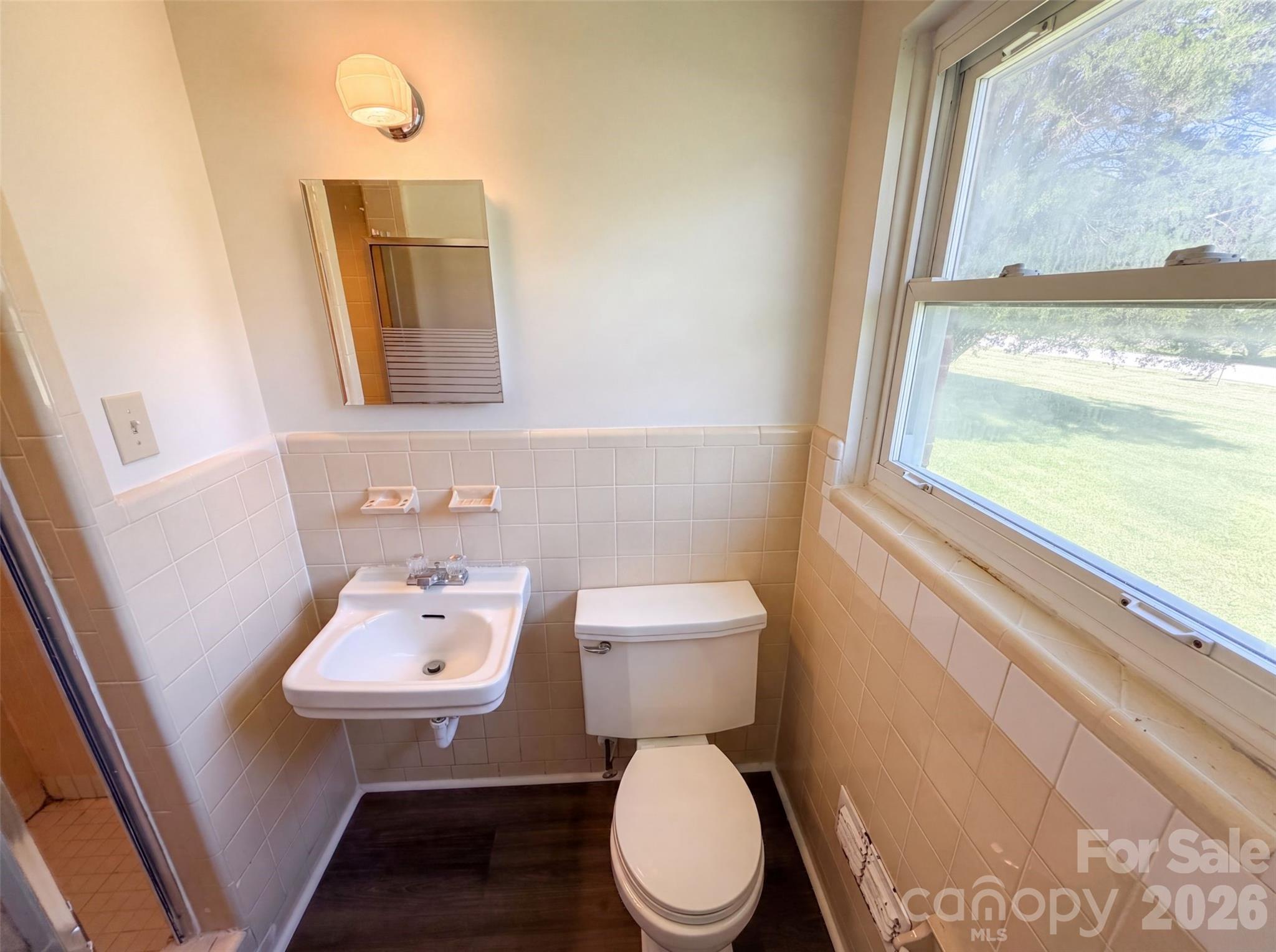 8901 Hood Road — Charlotte