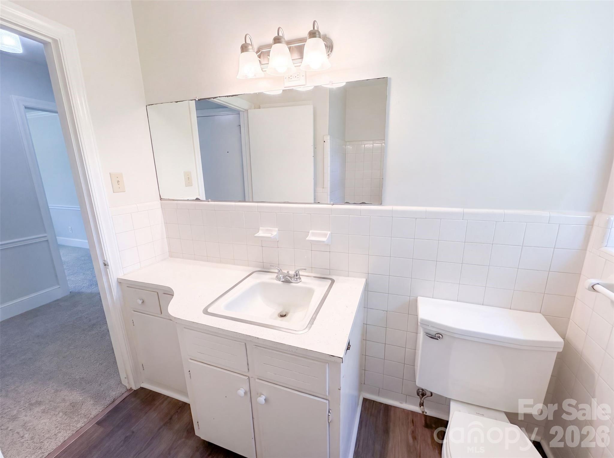 8901 Hood Road — Charlotte