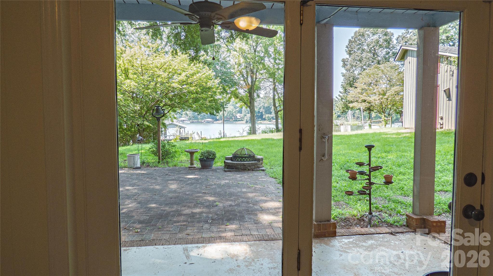 115 Rainbow Lane — Mooresville