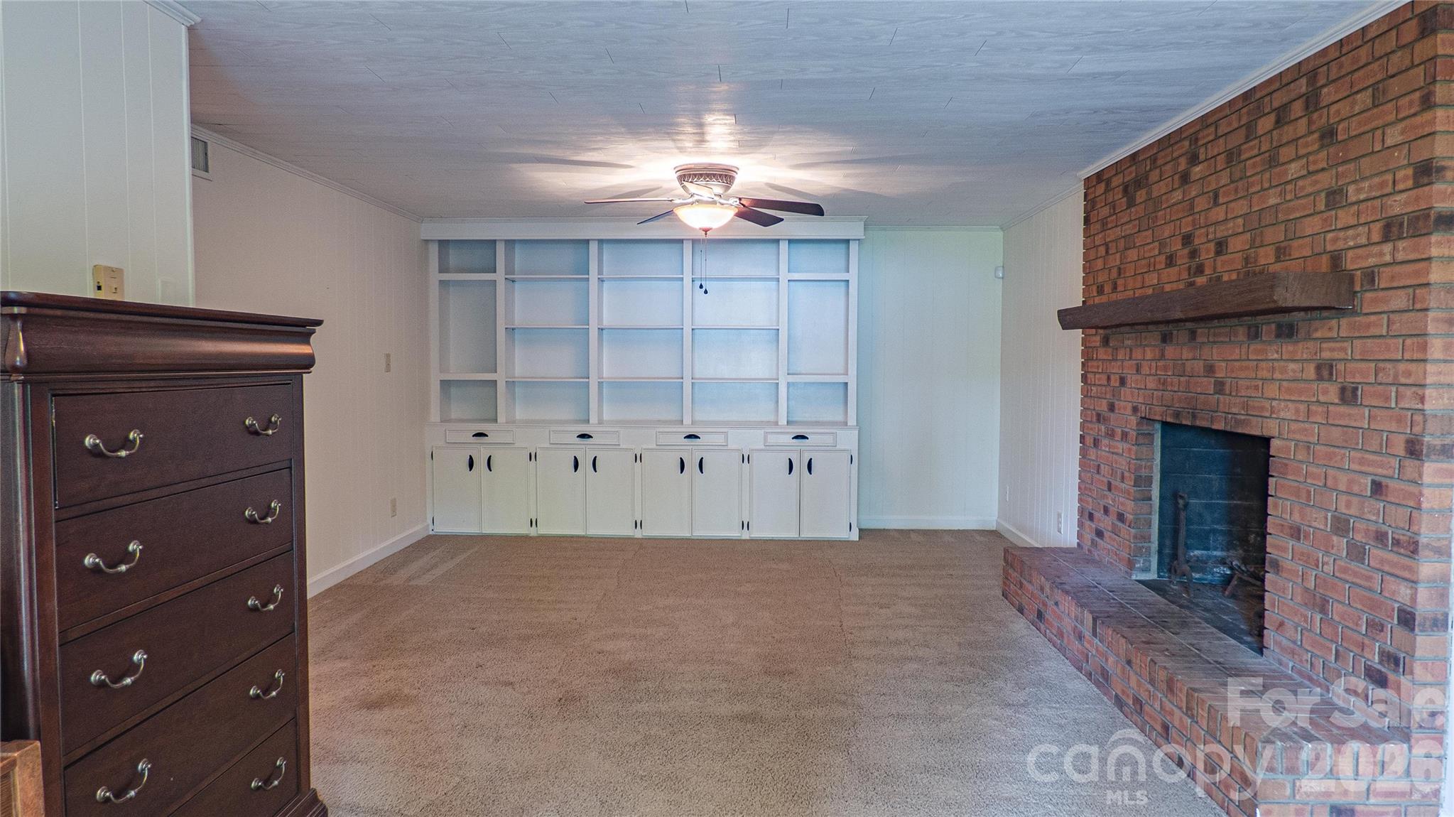 115 Rainbow Lane — Mooresville