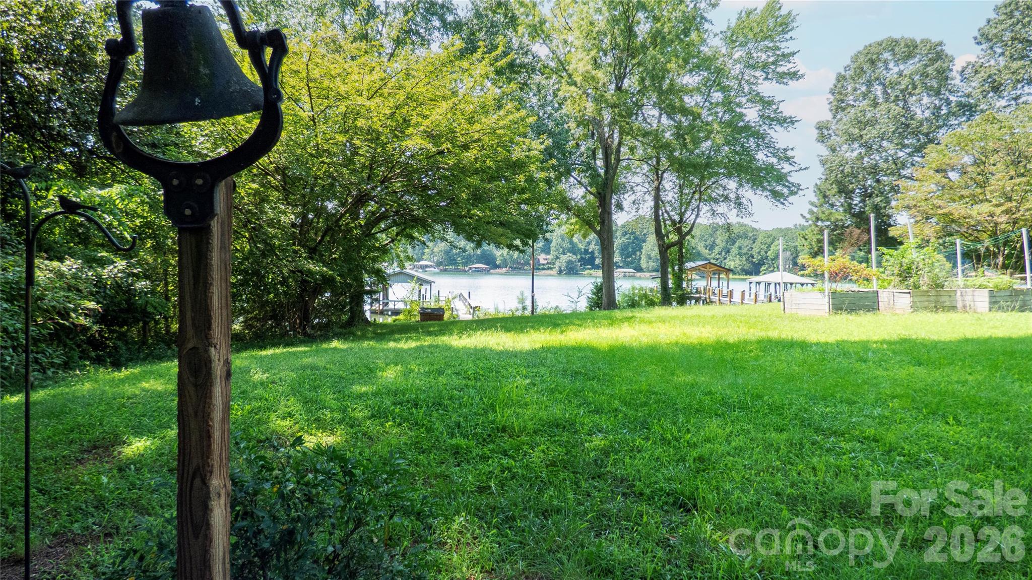 115 Rainbow Lane — Mooresville