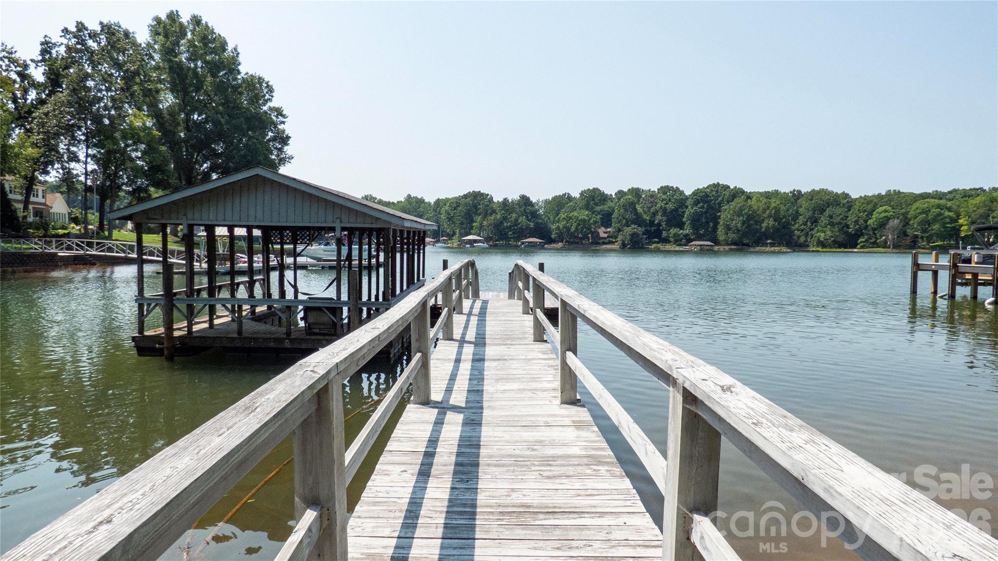 115 Rainbow Lane — Mooresville