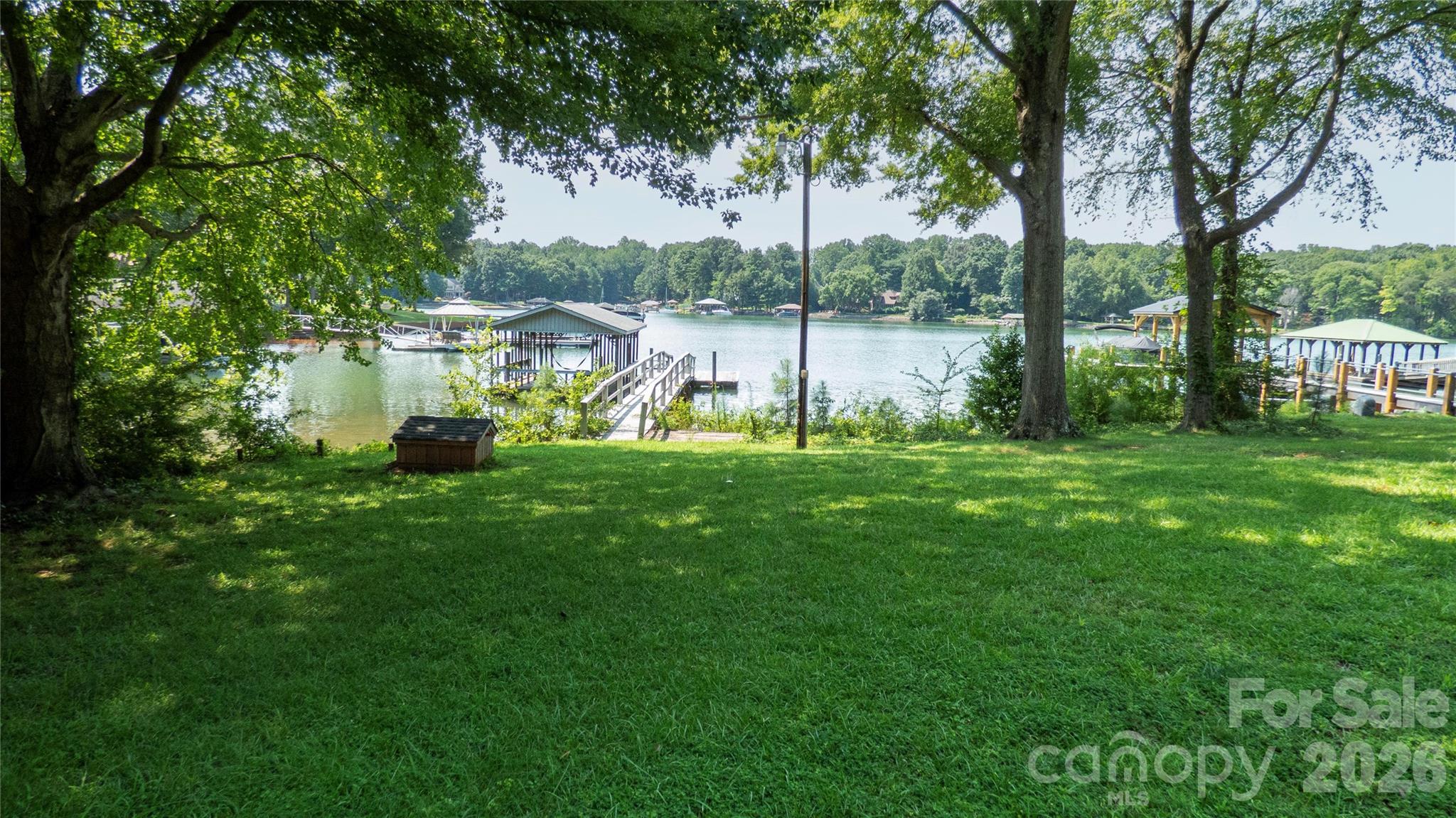 115 Rainbow Lane — Mooresville