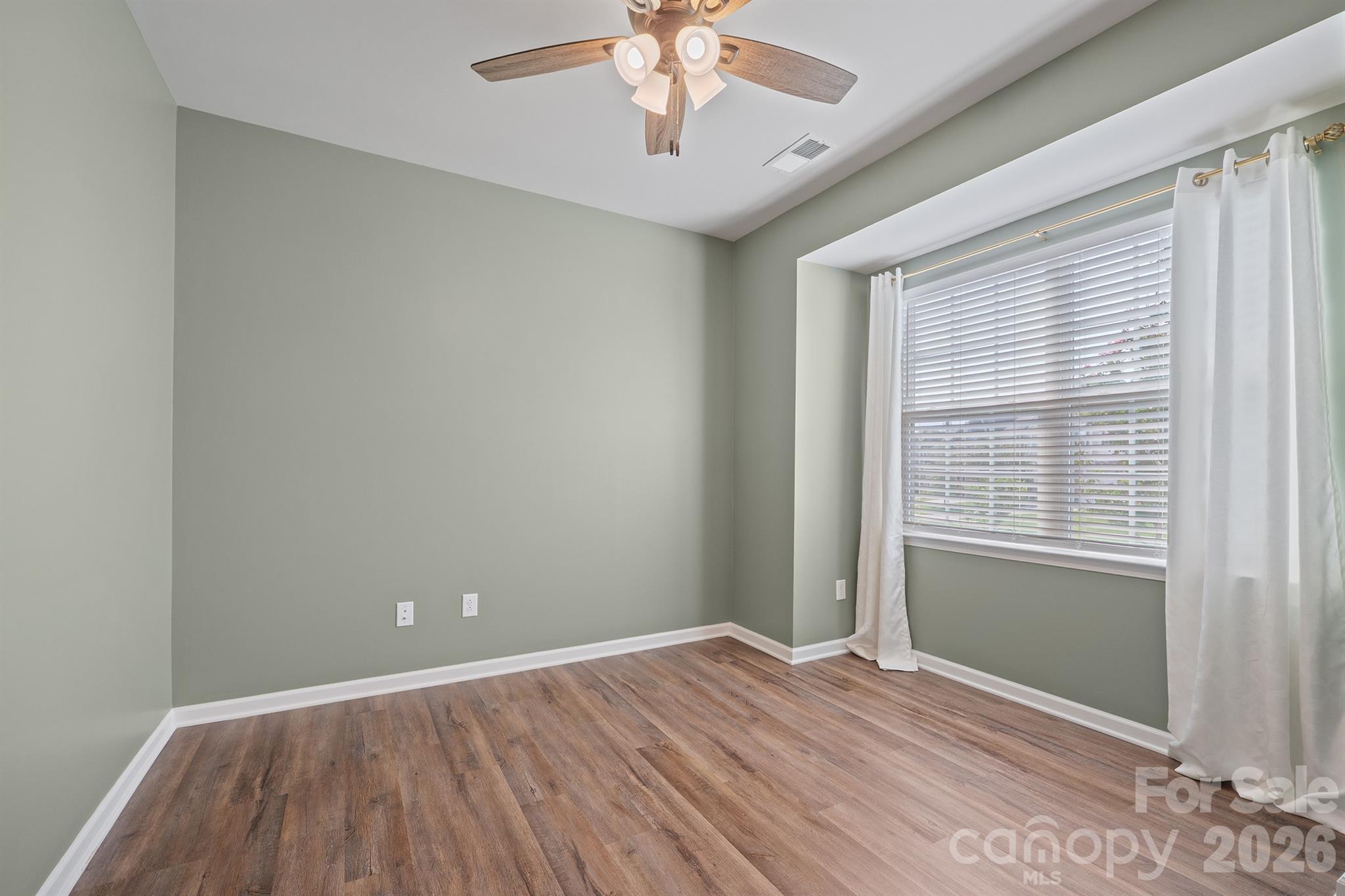 111 Lambeth Loop — Mooresville