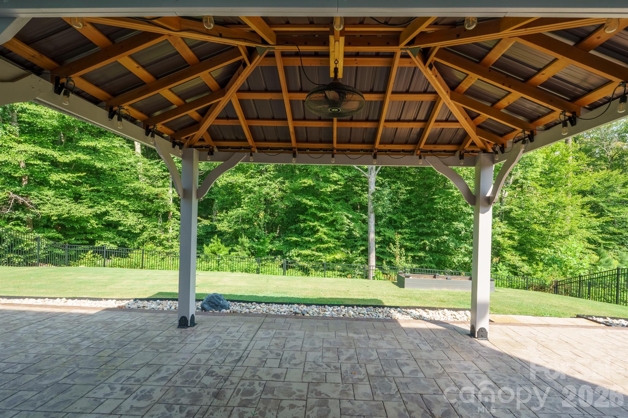 111 Lambeth Loop — Mooresville