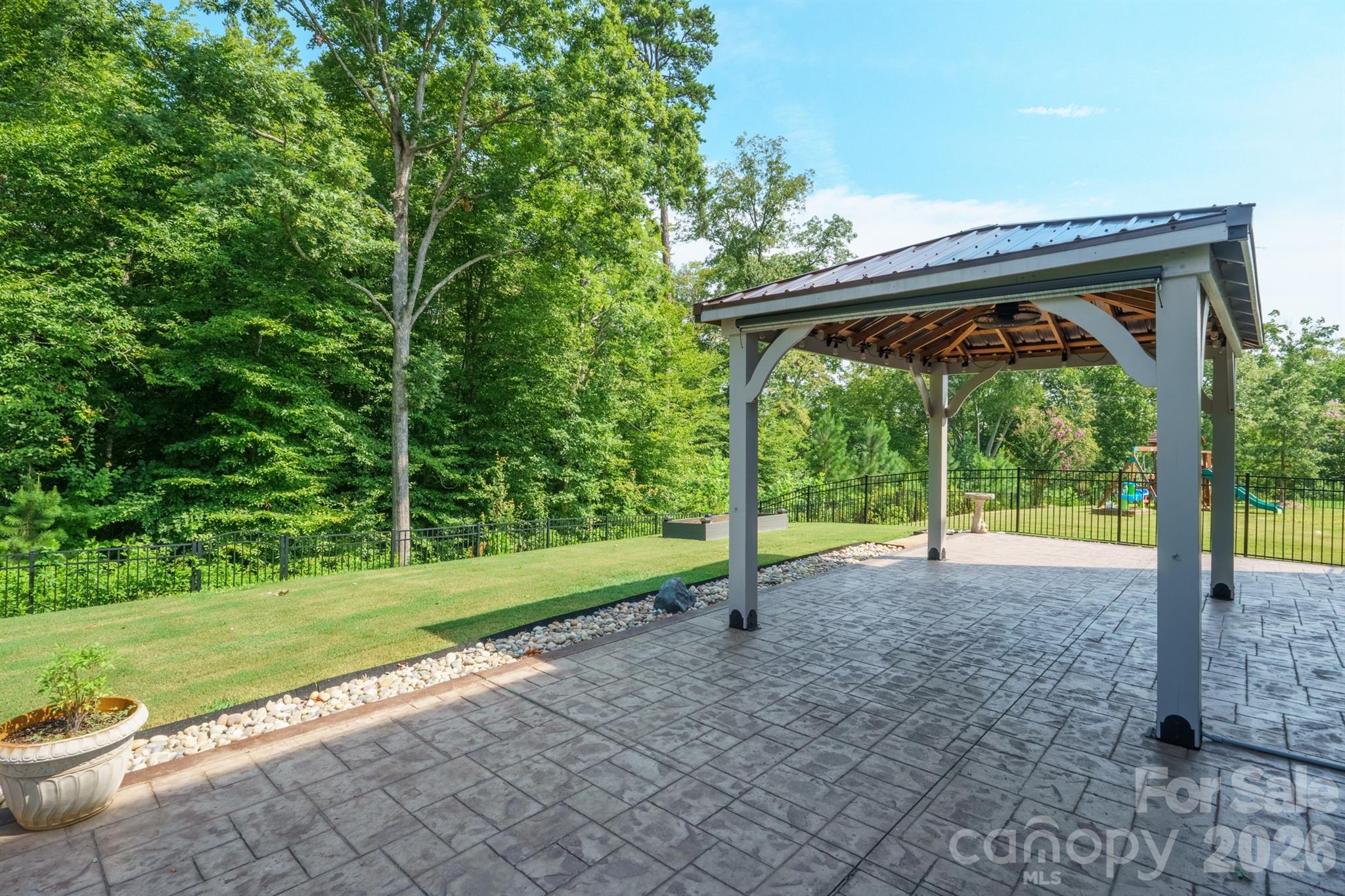 111 Lambeth Loop — Mooresville