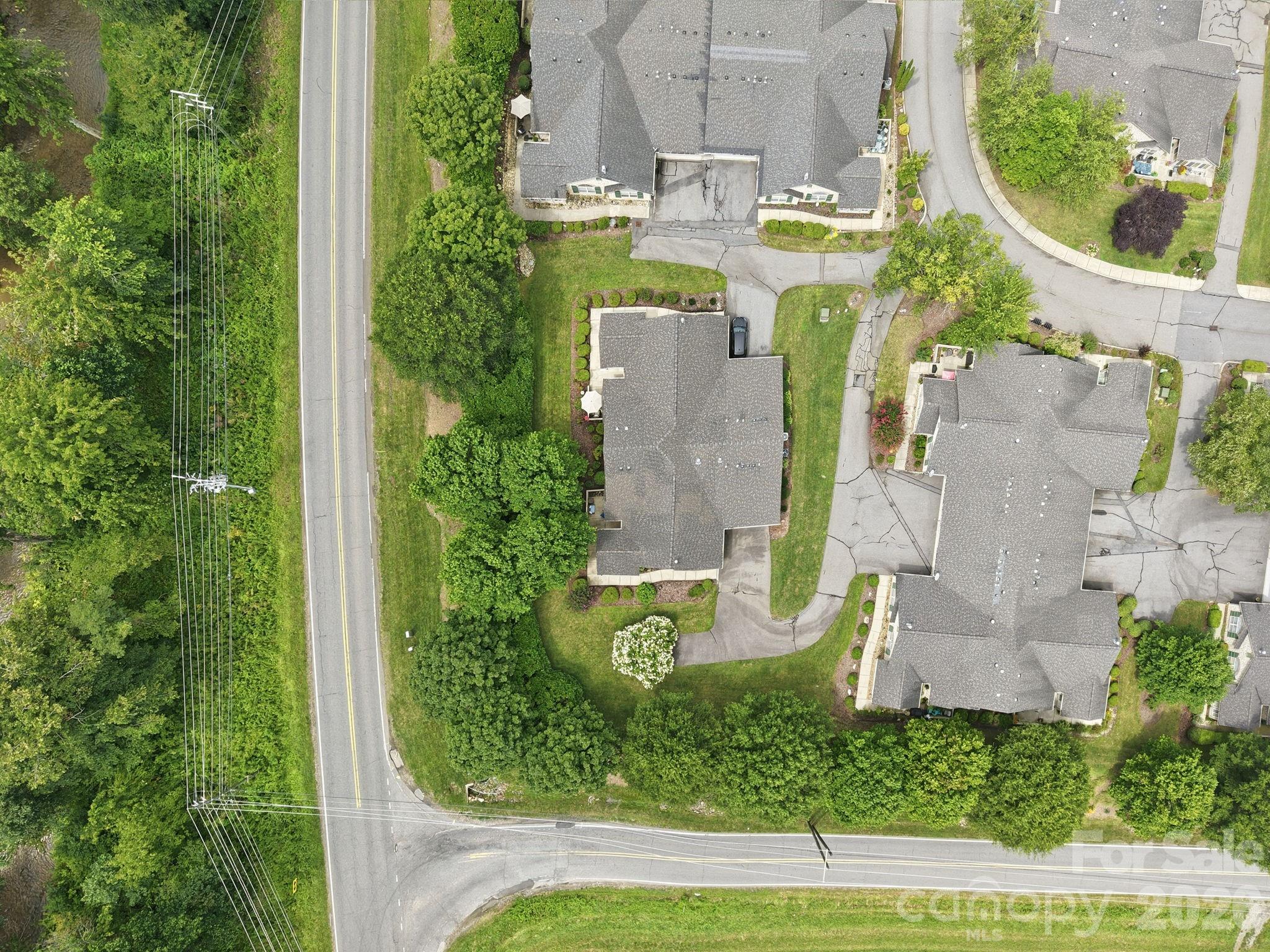 98 Mountain Meadow Circle — Weaverville