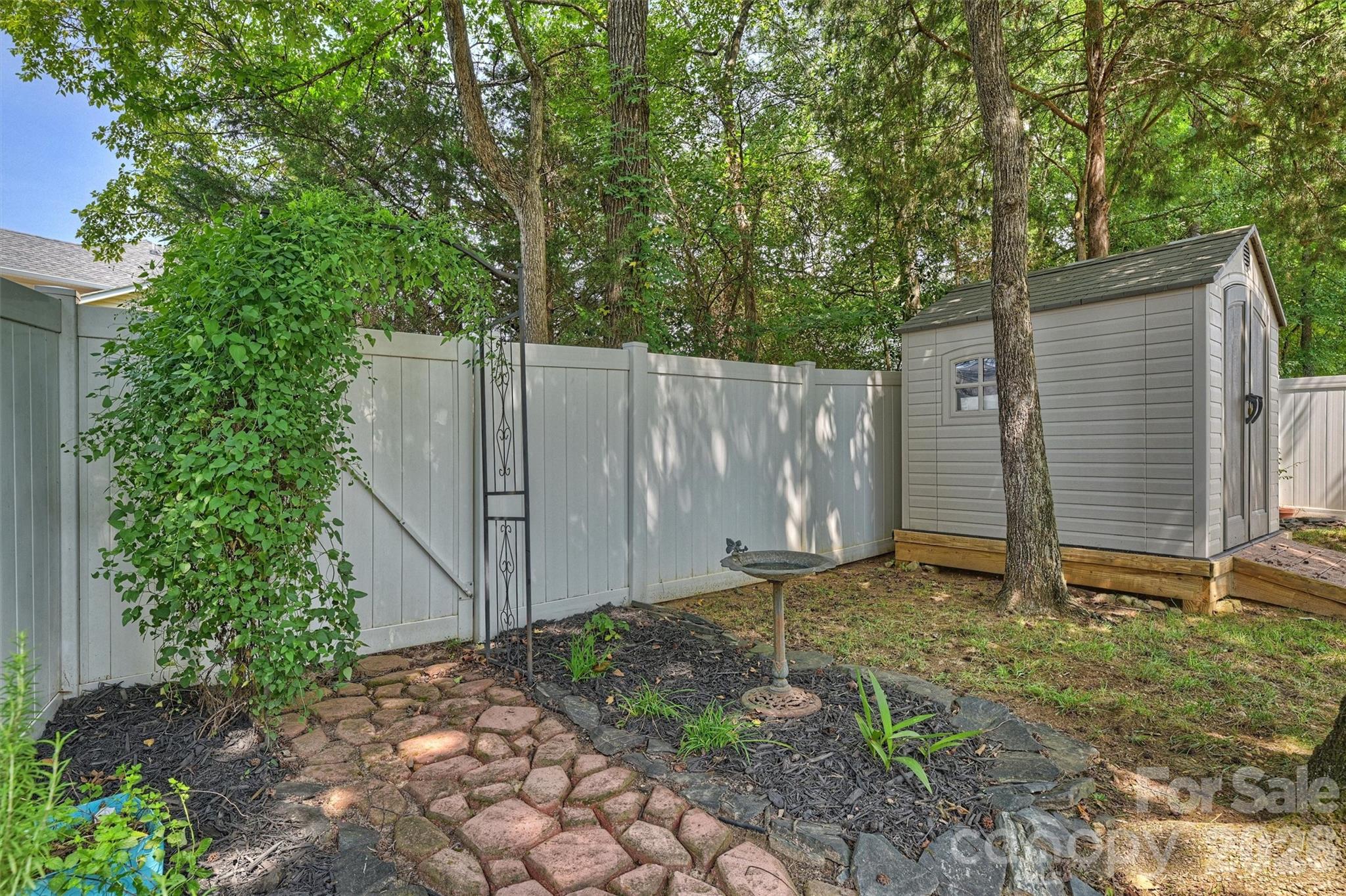 5300 Silabert Avenue — Charlotte