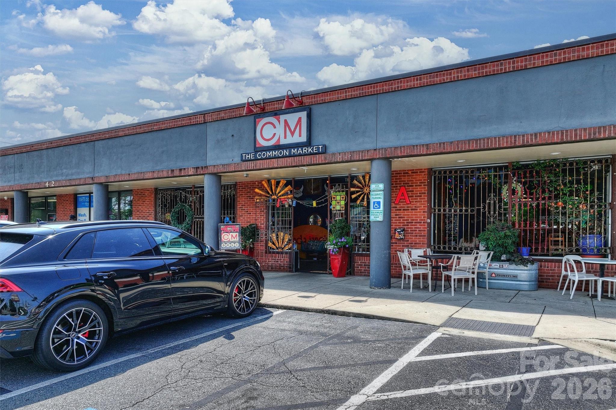 5300 Silabert Avenue — Charlotte