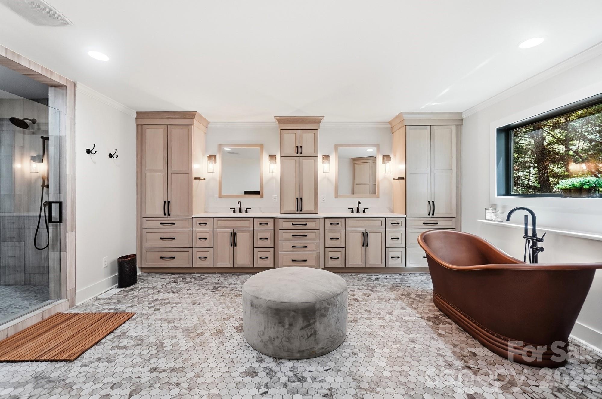 9265 Belle Pines Court — Sherrills Ford