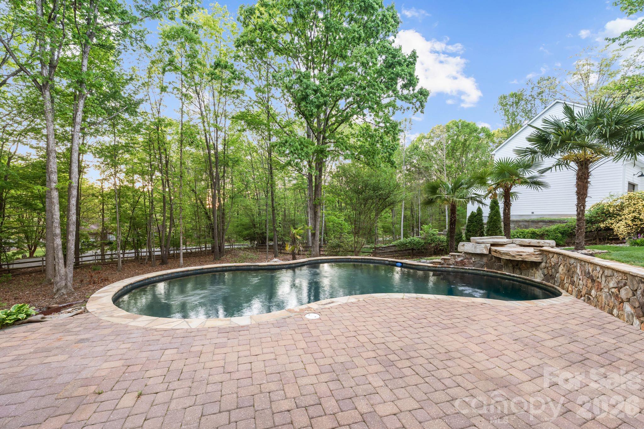 107 Mcauley Court — Mooresville