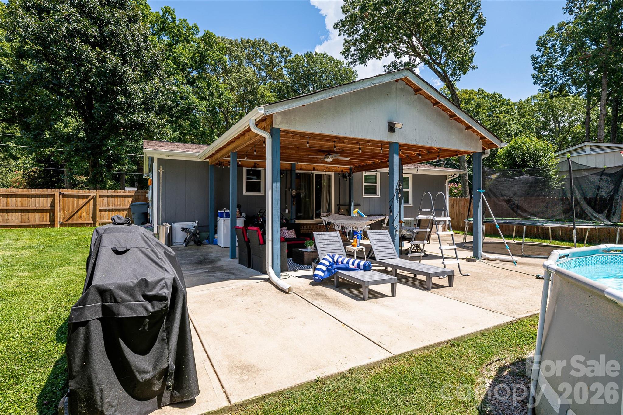 531 Stilwell Oaks Circle — Charlotte