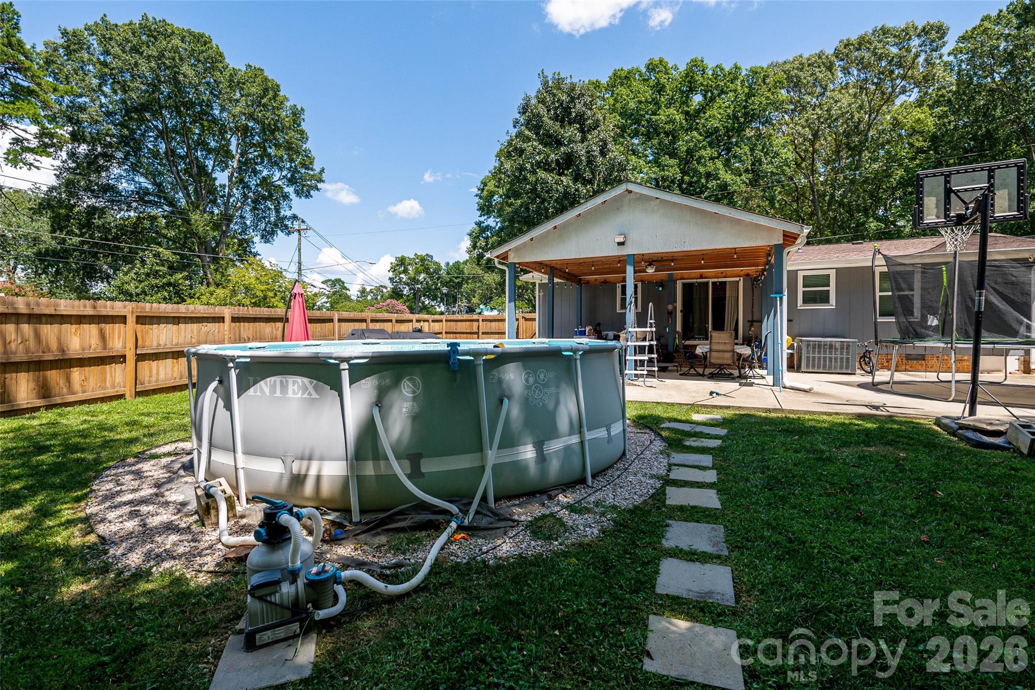 531 Stilwell Oaks Circle — Charlotte