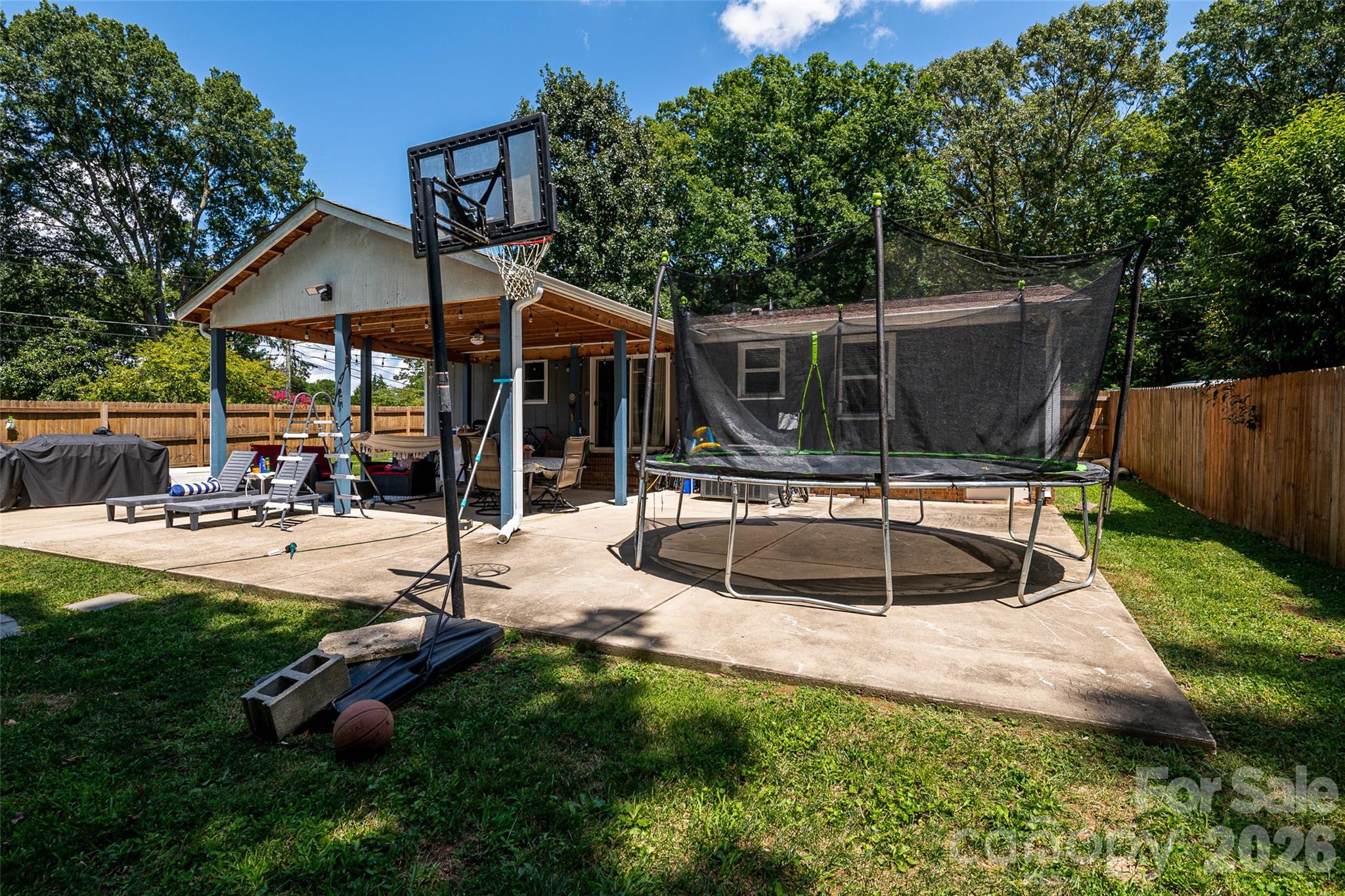 531 Stilwell Oaks Circle — Charlotte
