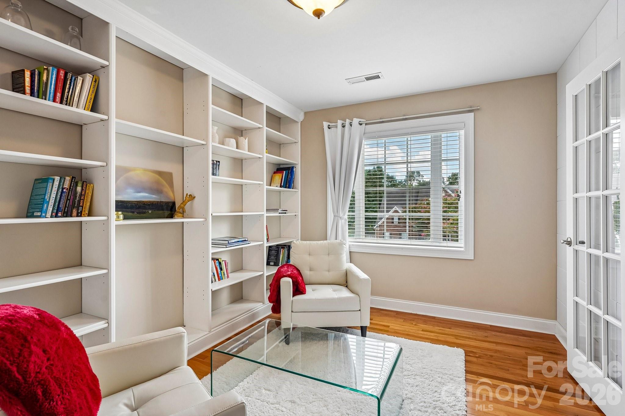 10823 Persimmon Creek Drive — Charlotte