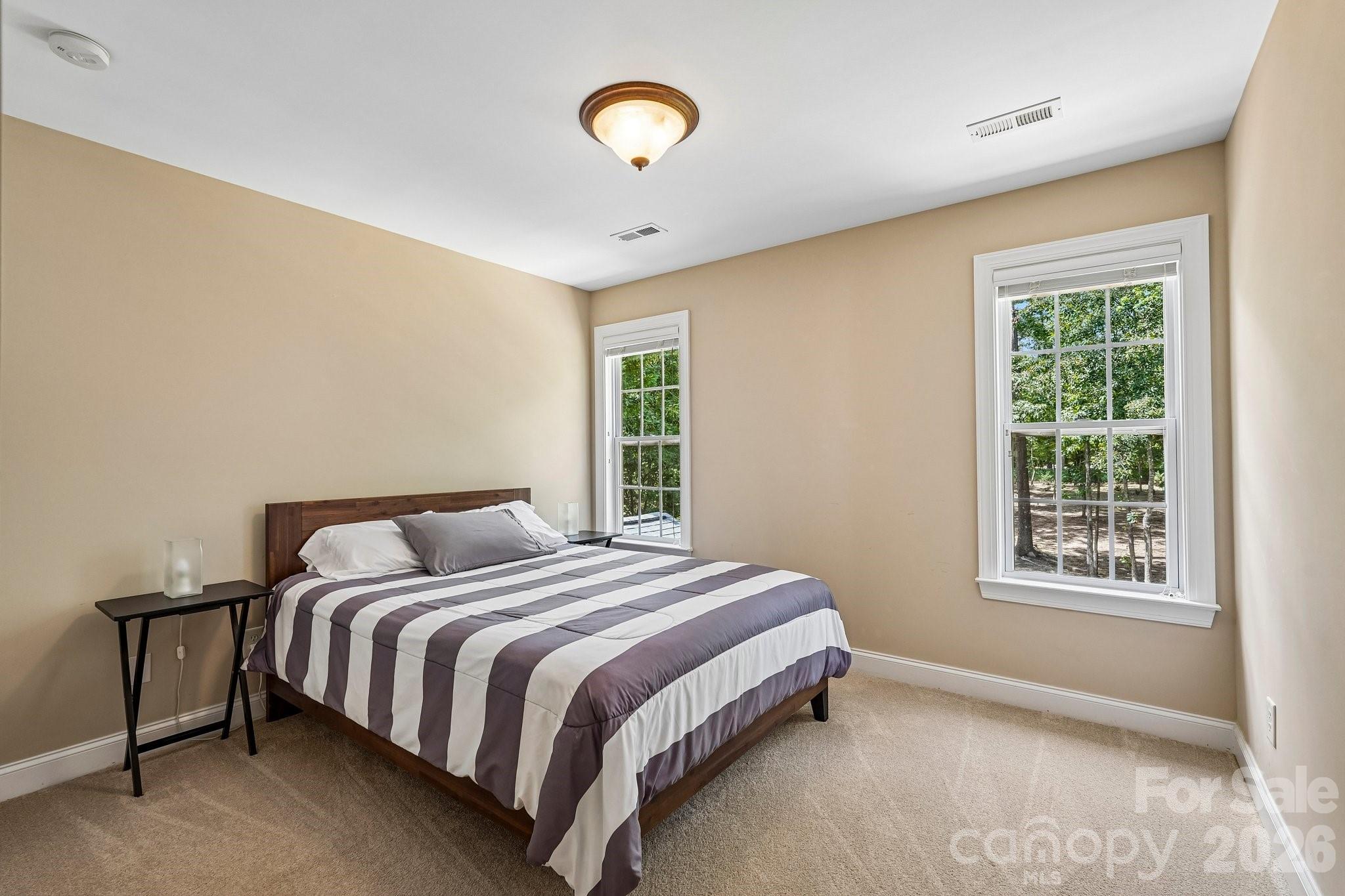 10823 Persimmon Creek Drive — Charlotte