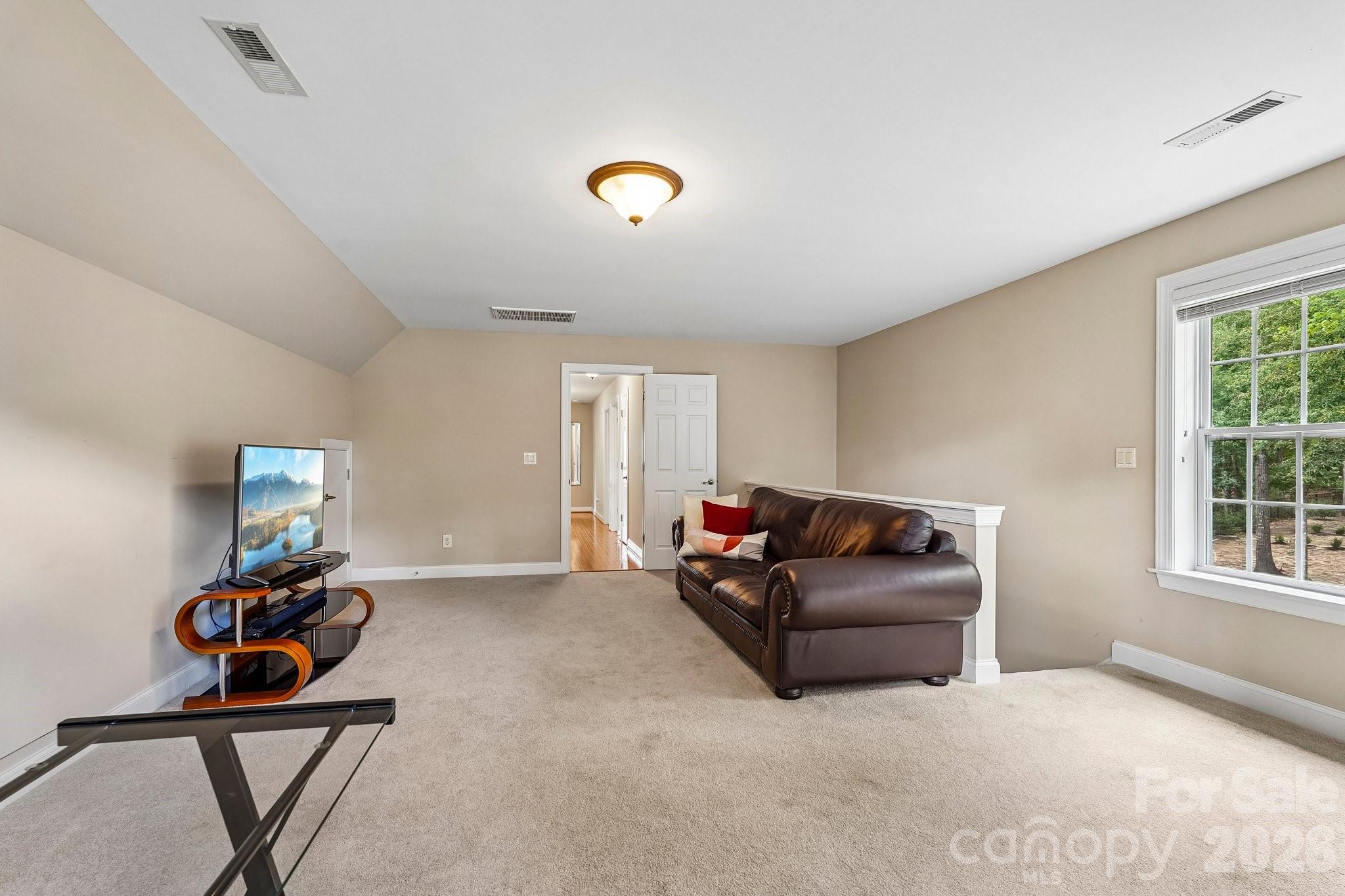 10823 Persimmon Creek Drive — Charlotte