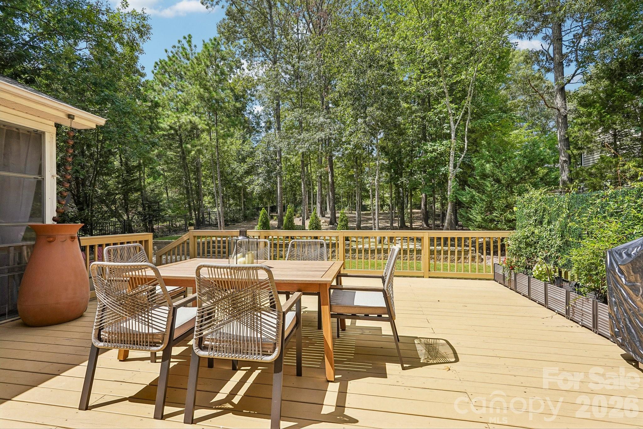 10823 Persimmon Creek Drive — Charlotte
