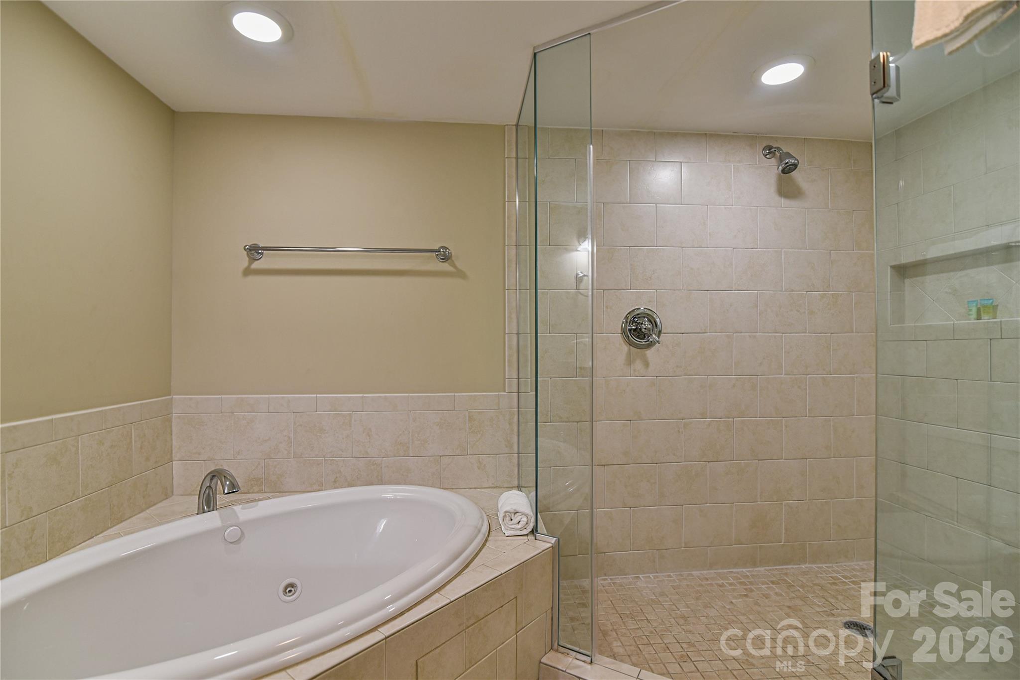211 Bowling Park Road — Asheville
