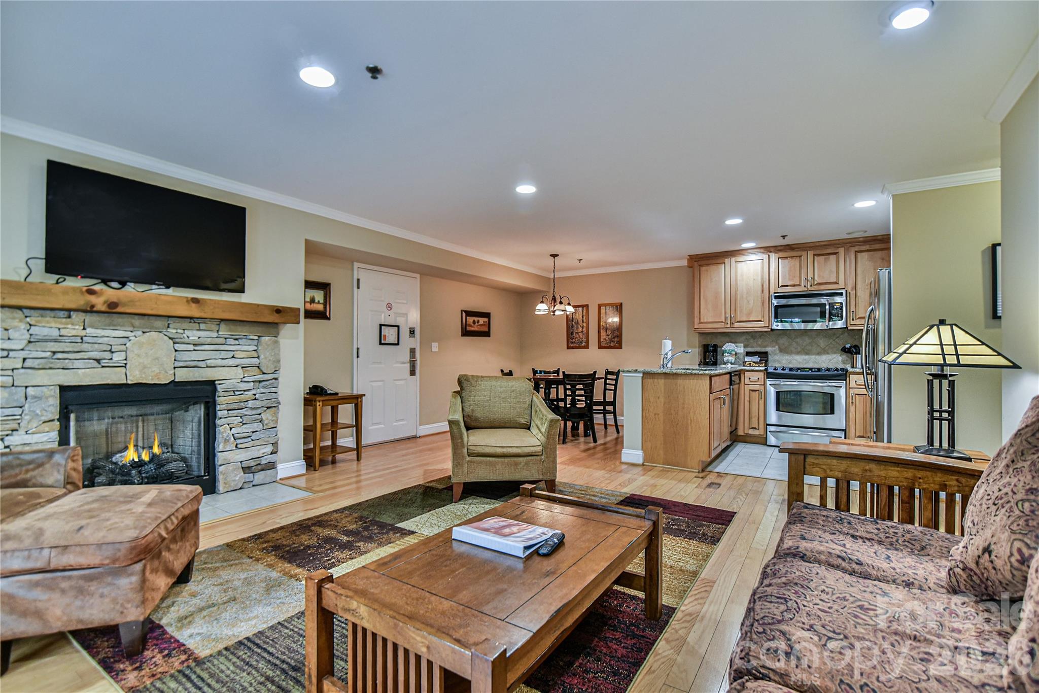 211 Bowling Park Road — Asheville