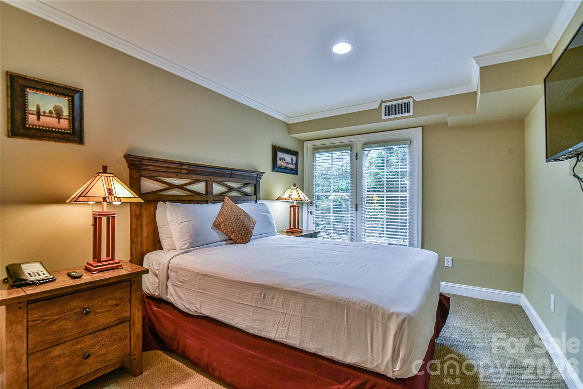 211 Bowling Park Road — Asheville