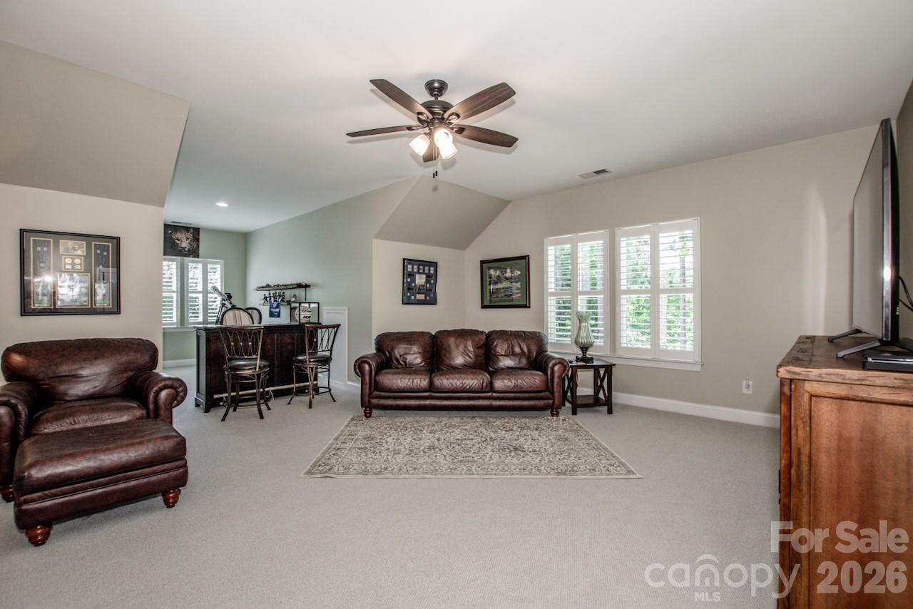 197 Chaska Loop — Troutman
