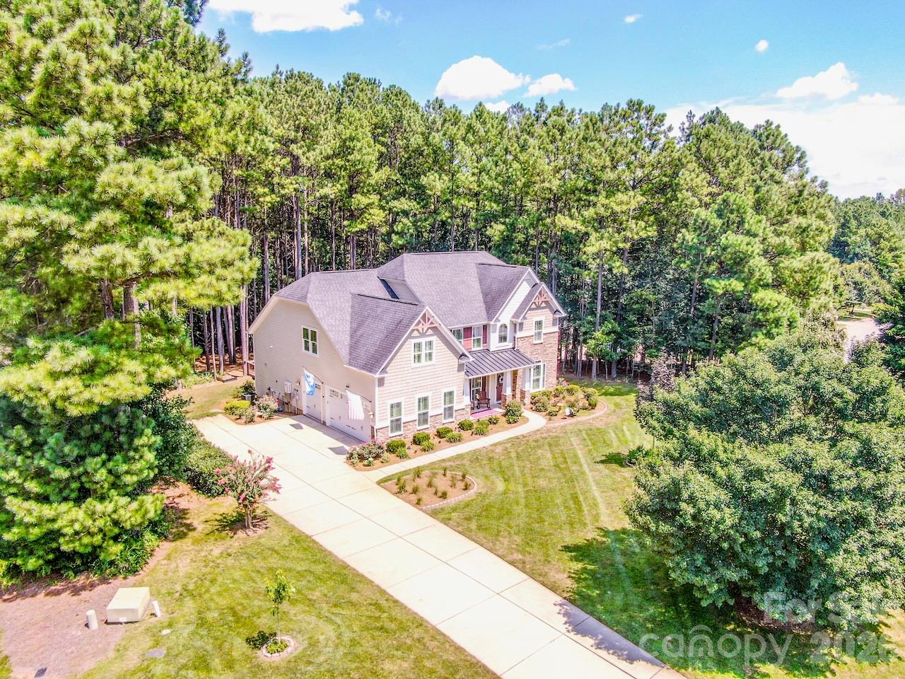 197 Chaska Loop — Troutman