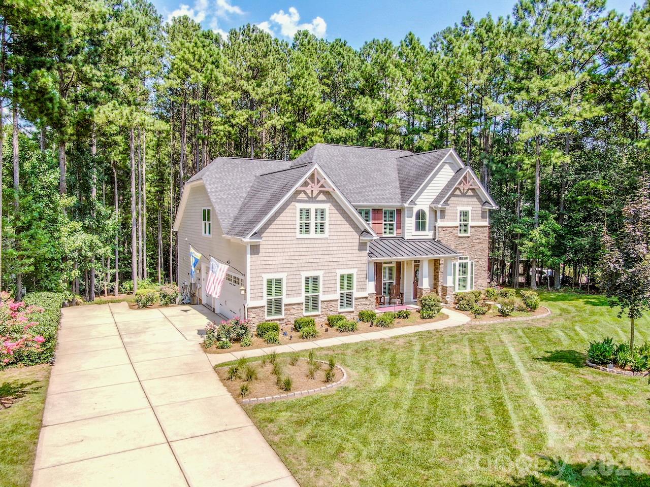 197 Chaska Loop — Troutman