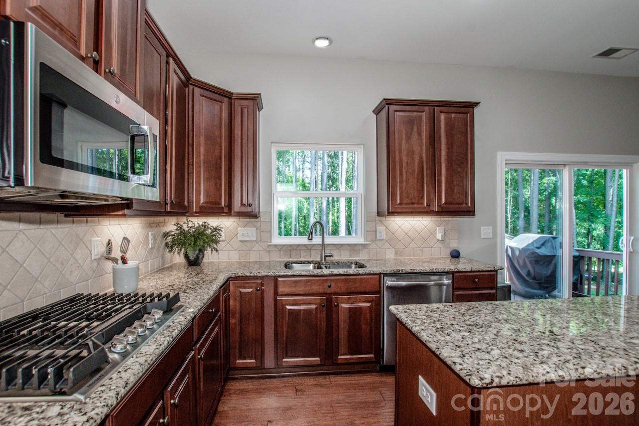 197 Chaska Loop — Troutman