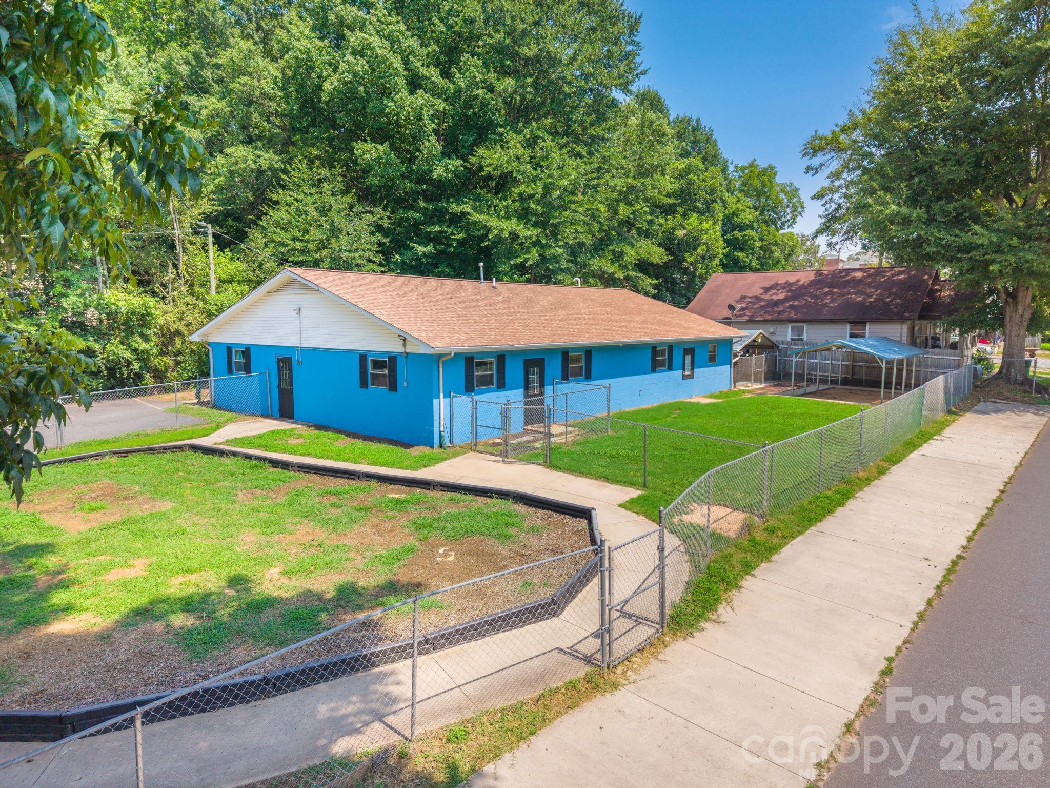236 Textile Avenue — Spindale