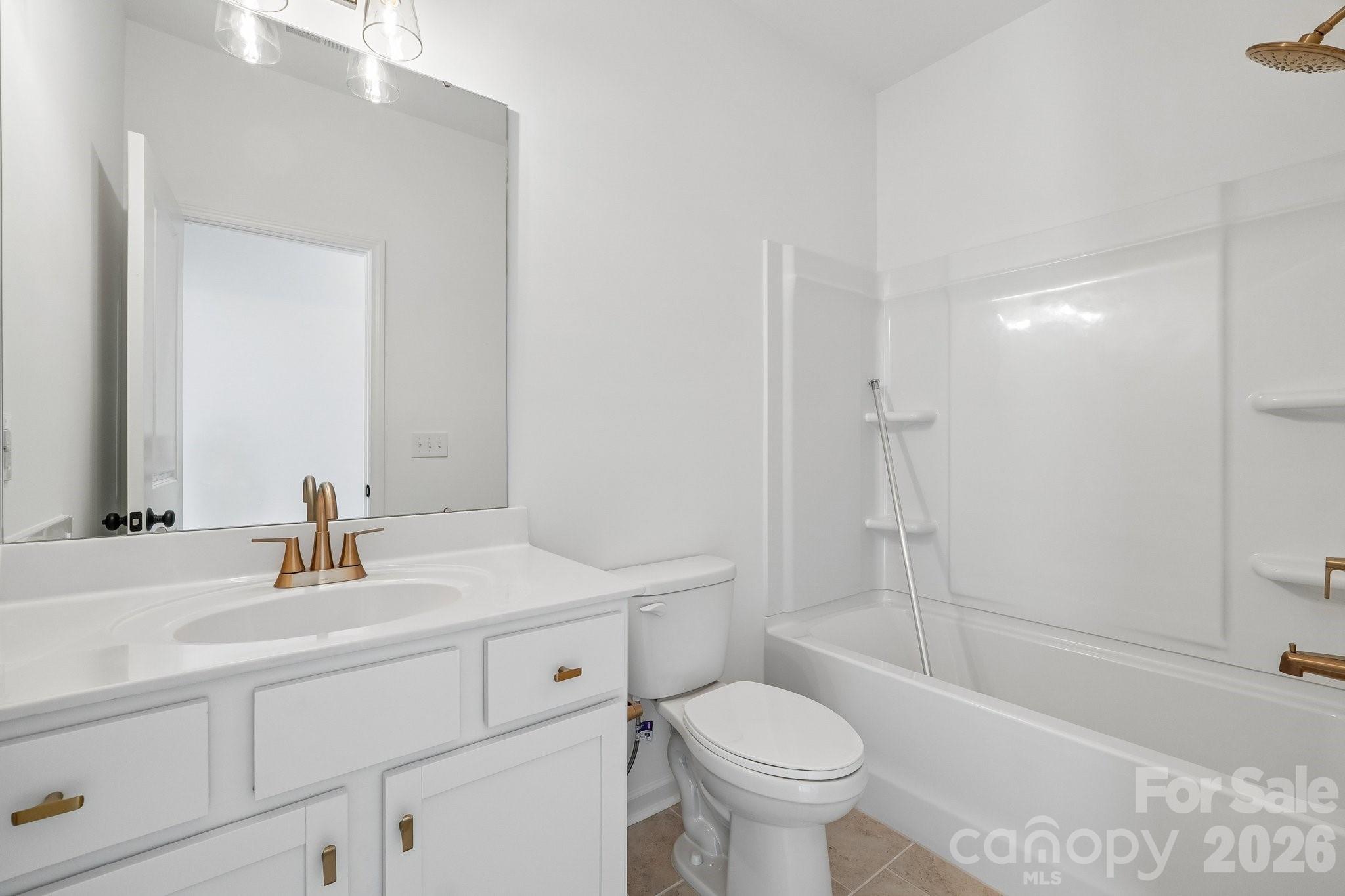 527 Gentle Bend Cove #269b — Locust