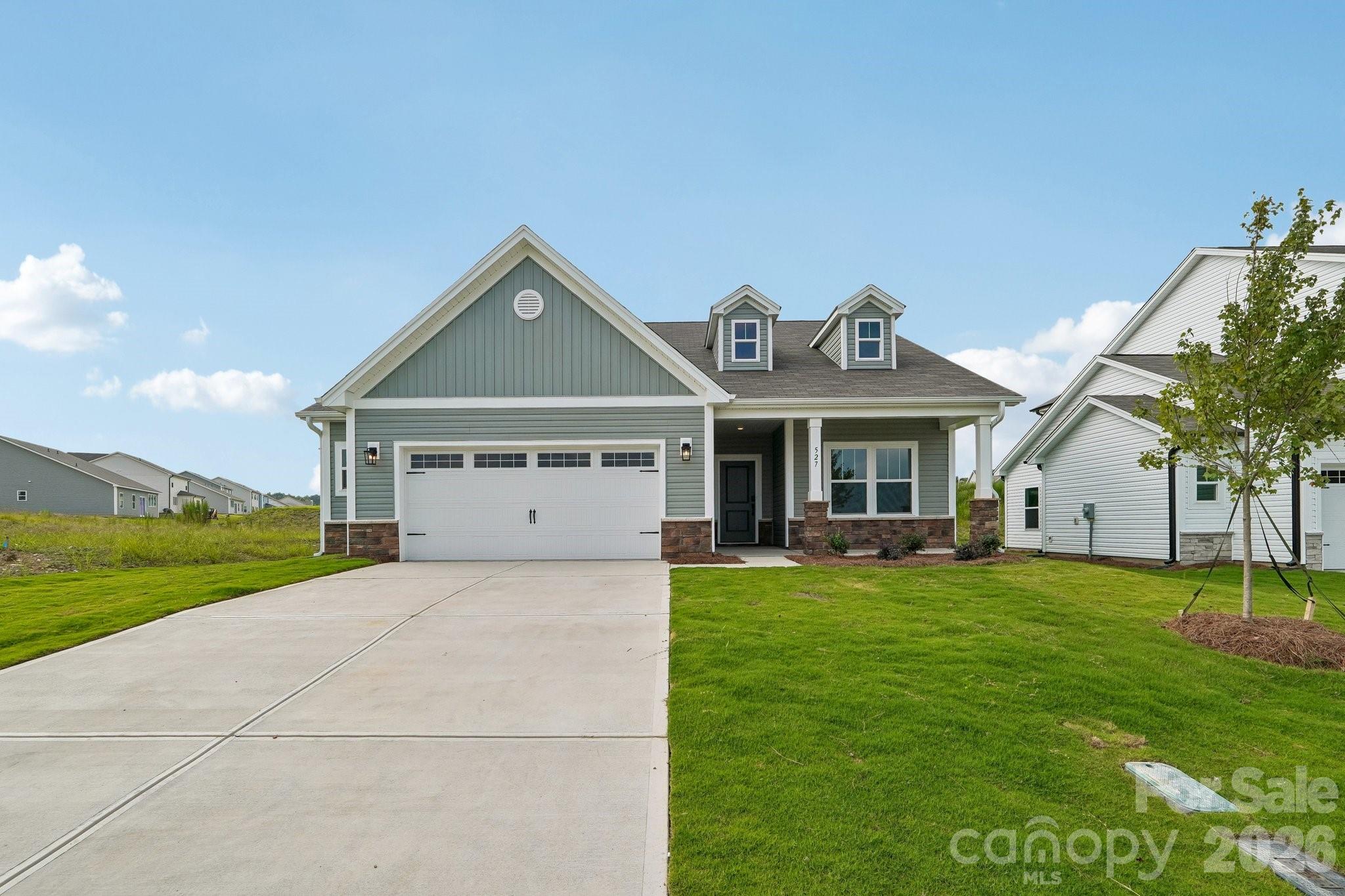 527 Gentle Bend Cove #269b — Locust