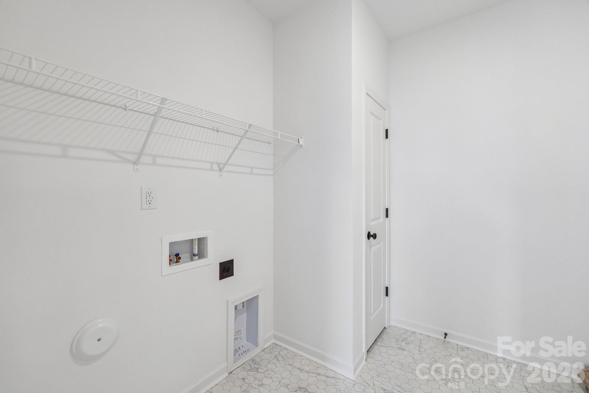 527 Gentle Bend Cove #269b — Locust