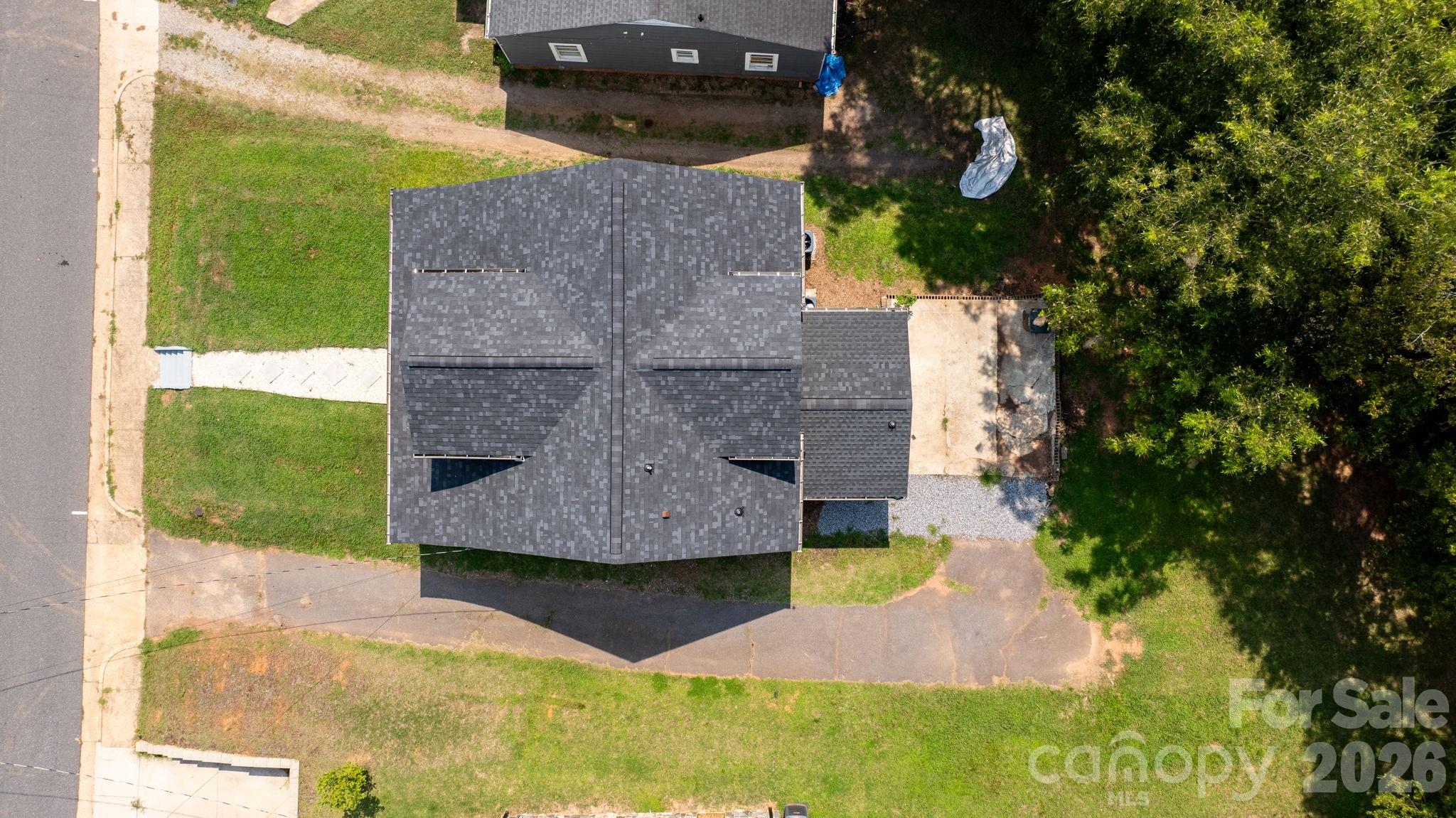 242 8th Avenue Drive SW — Hickory