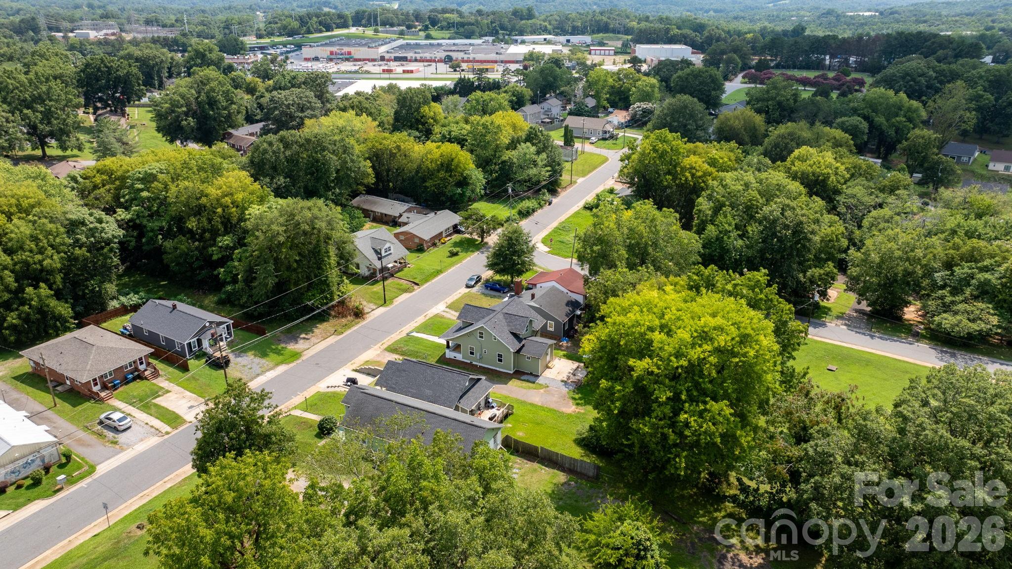 242 8th Avenue Drive SW — Hickory