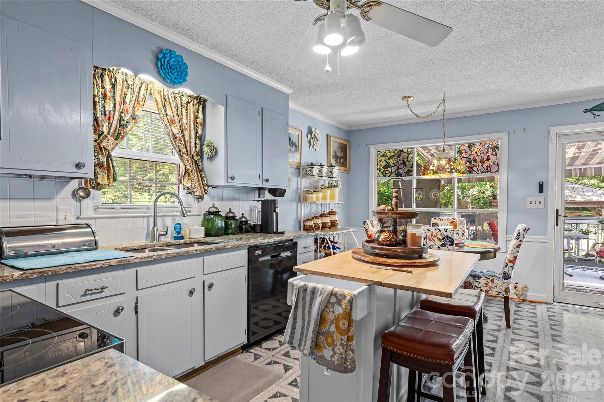 145 Stanwell Court — Clemmons