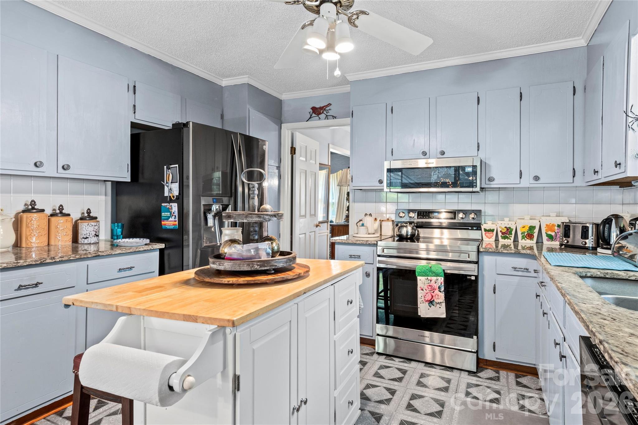 145 Stanwell Court — Clemmons