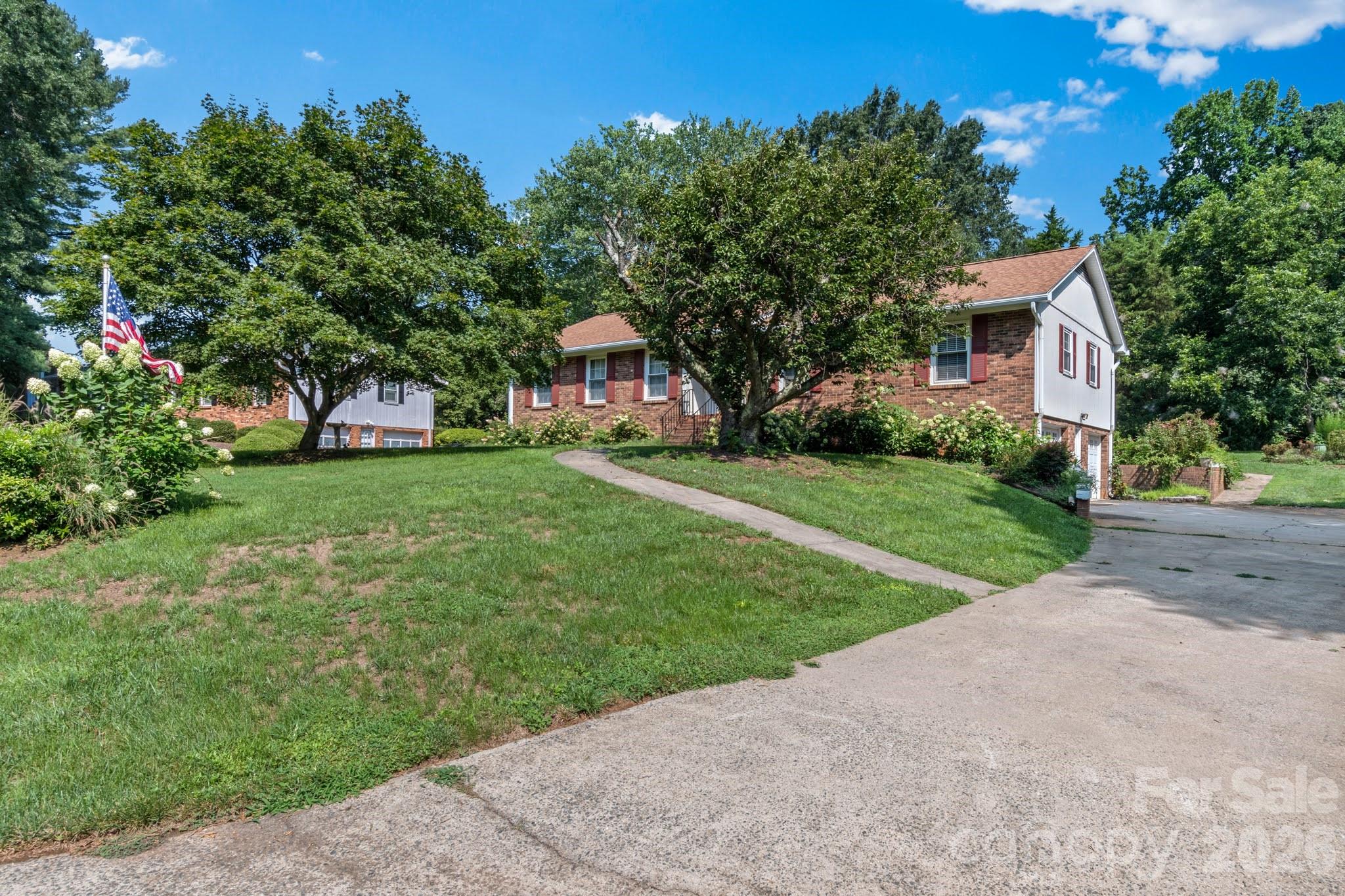 145 Stanwell Court — Clemmons