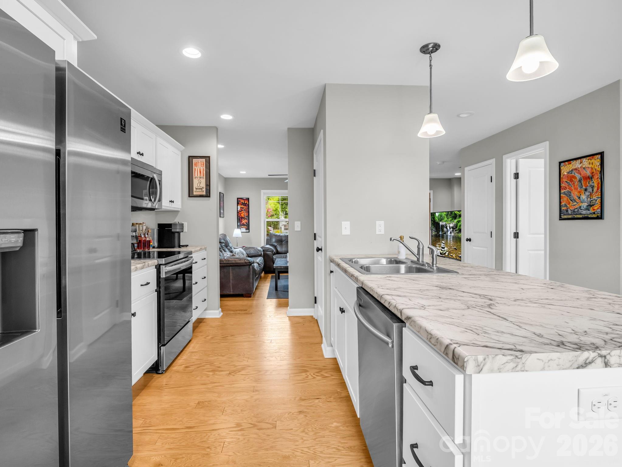 27 Busbee View Road — Asheville