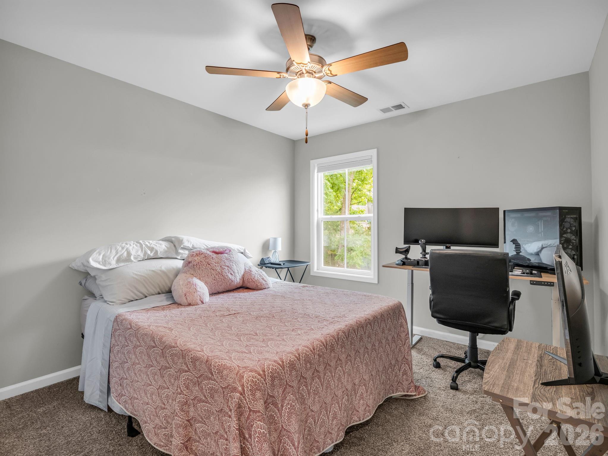 27 Busbee View Road — Asheville