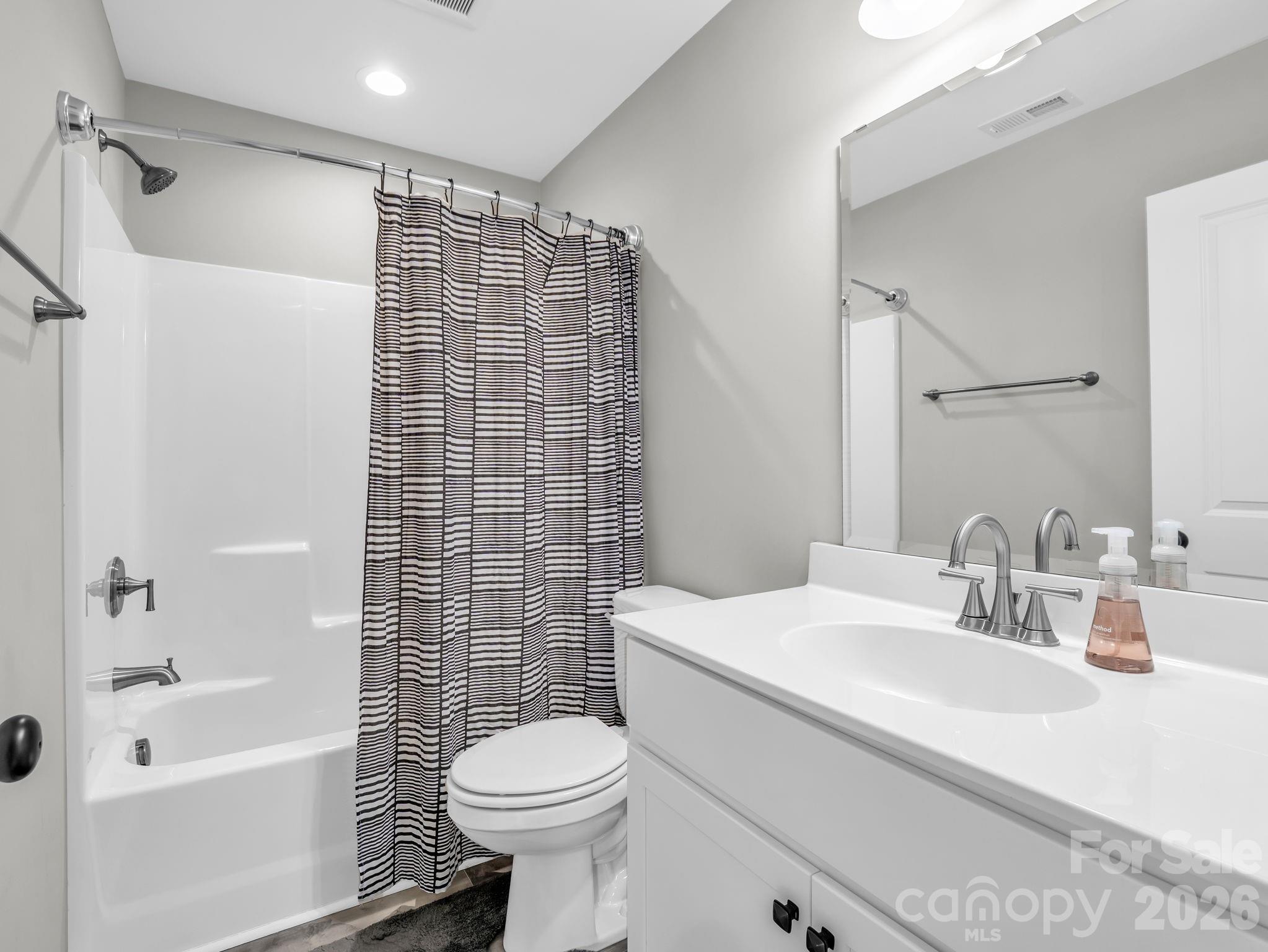 27 Busbee View Road — Asheville