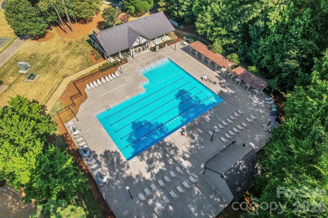 7418 Tarland Lane — Charlotte