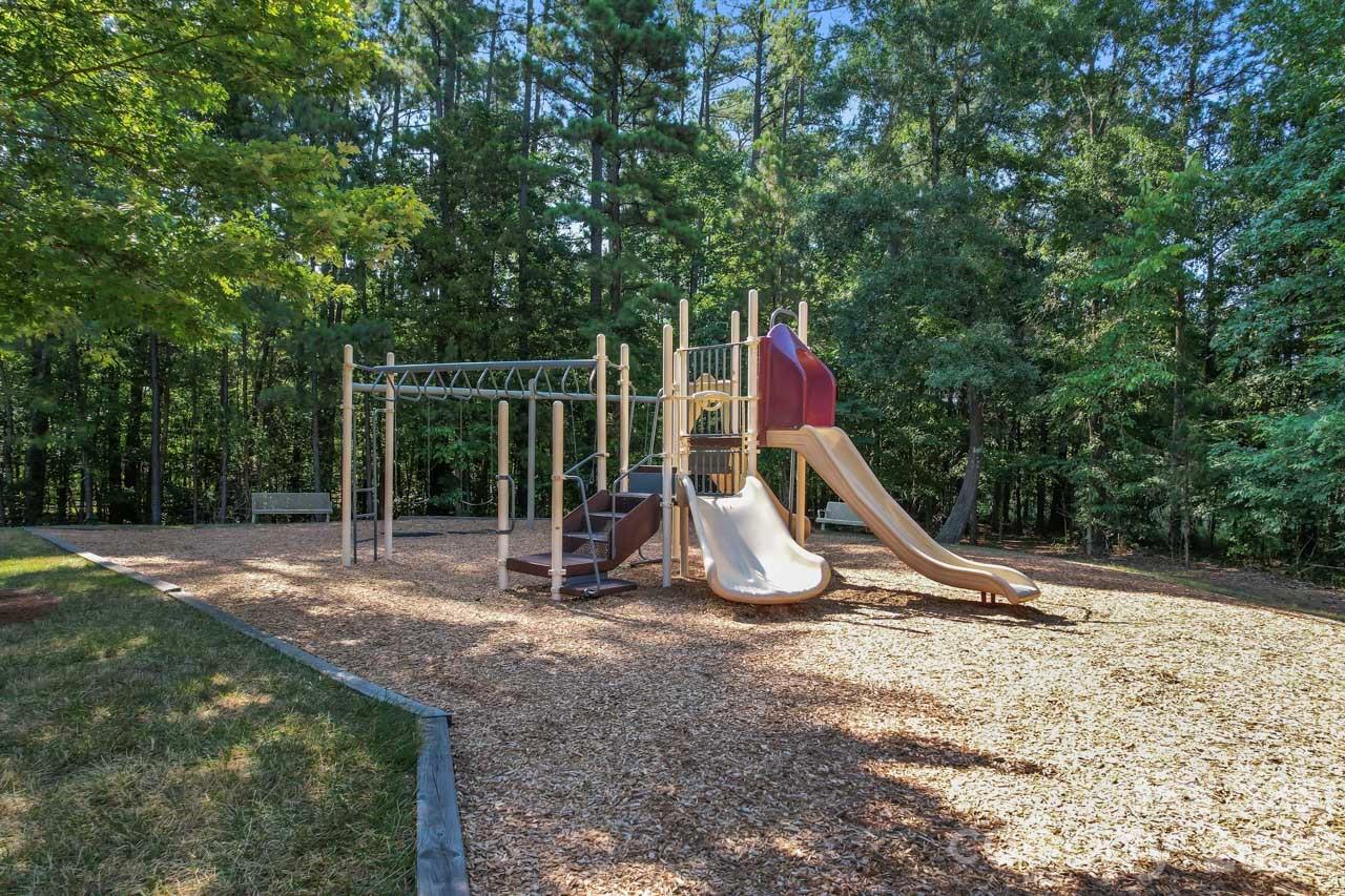 7418 Tarland Lane — Charlotte