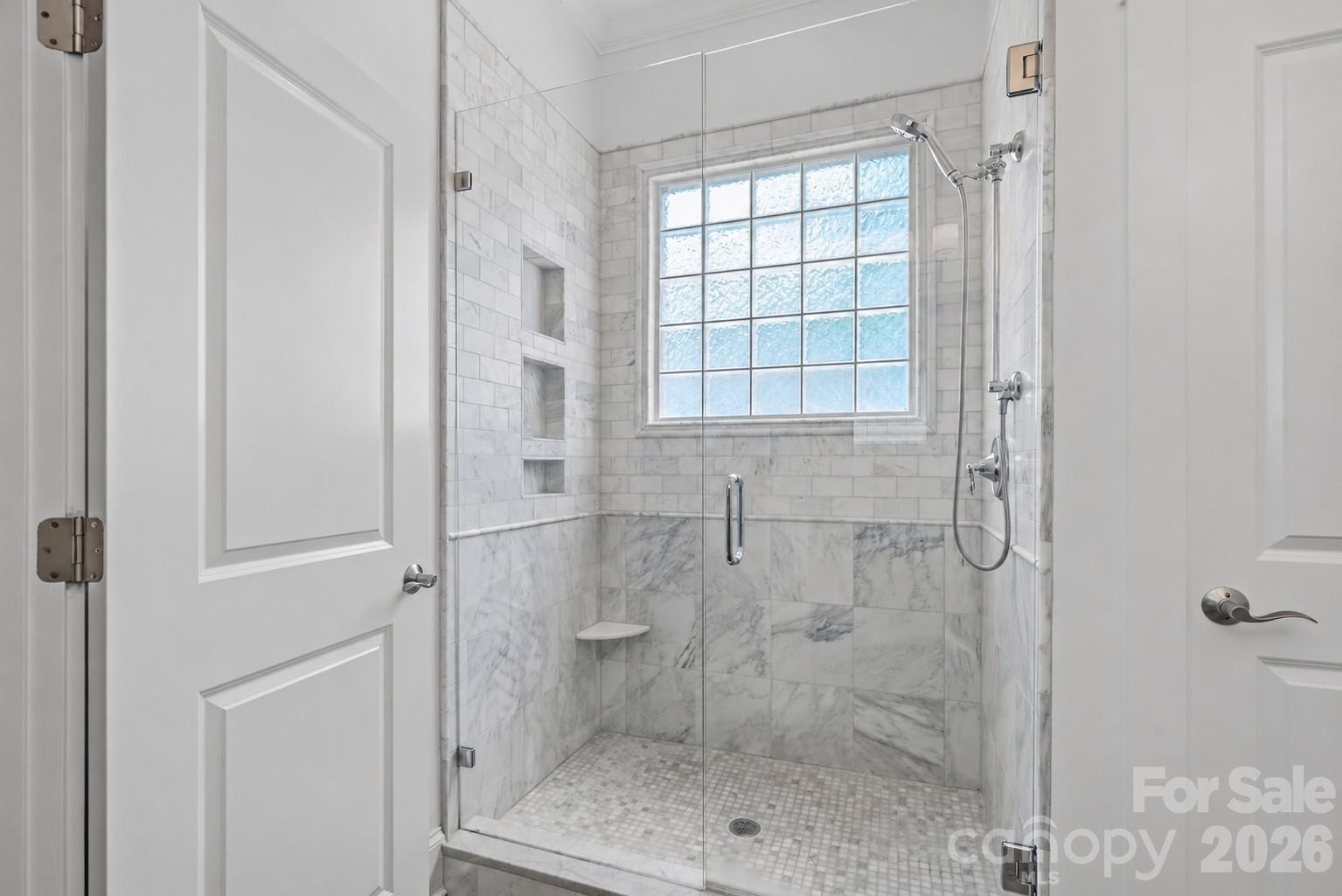 17434 Invermere Avenue — Huntersville