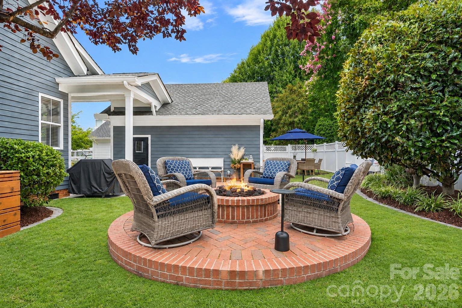17434 Invermere Avenue — Huntersville