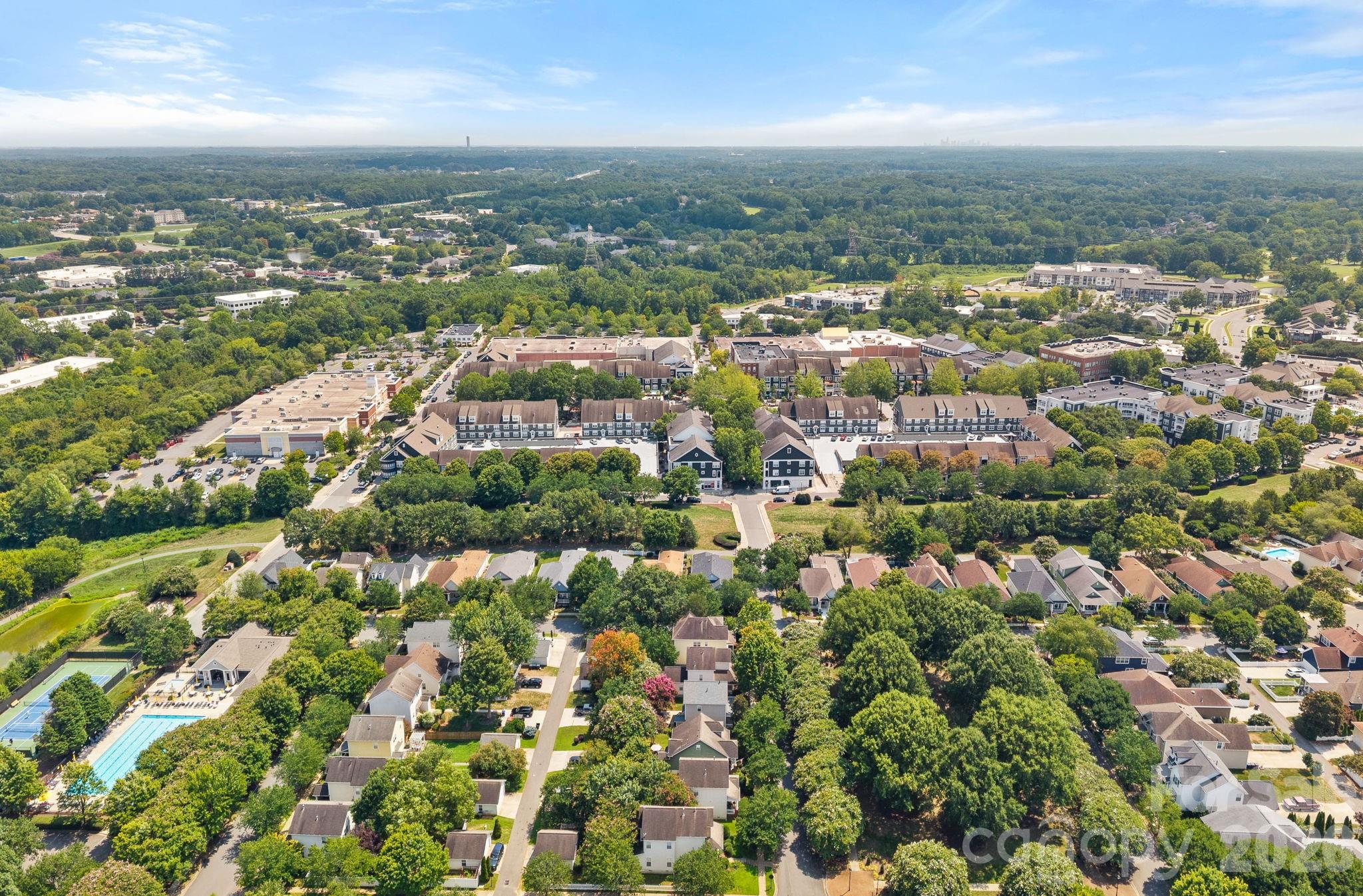 17434 Invermere Avenue — Huntersville