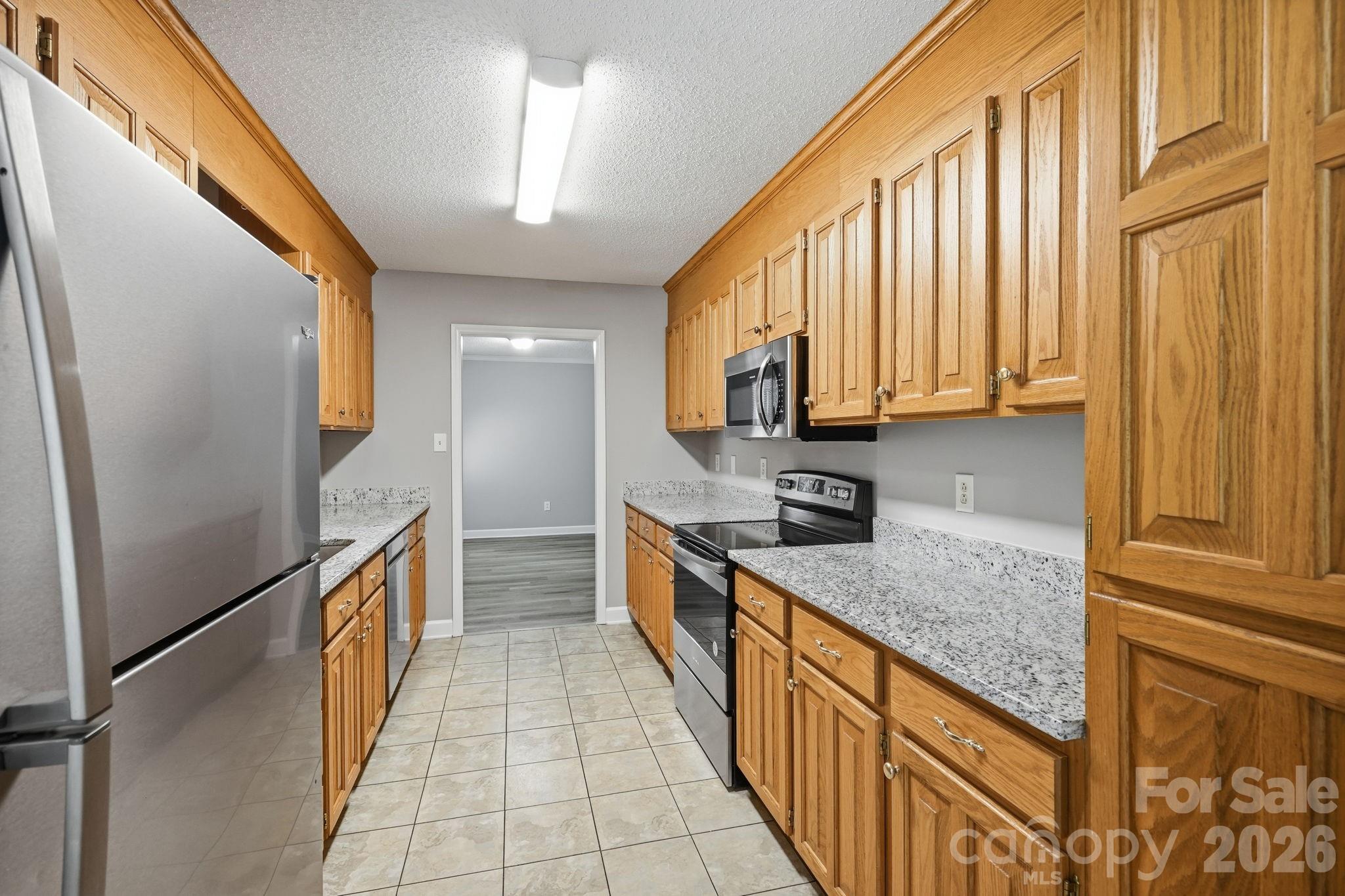 135 Byers Road — Troutman